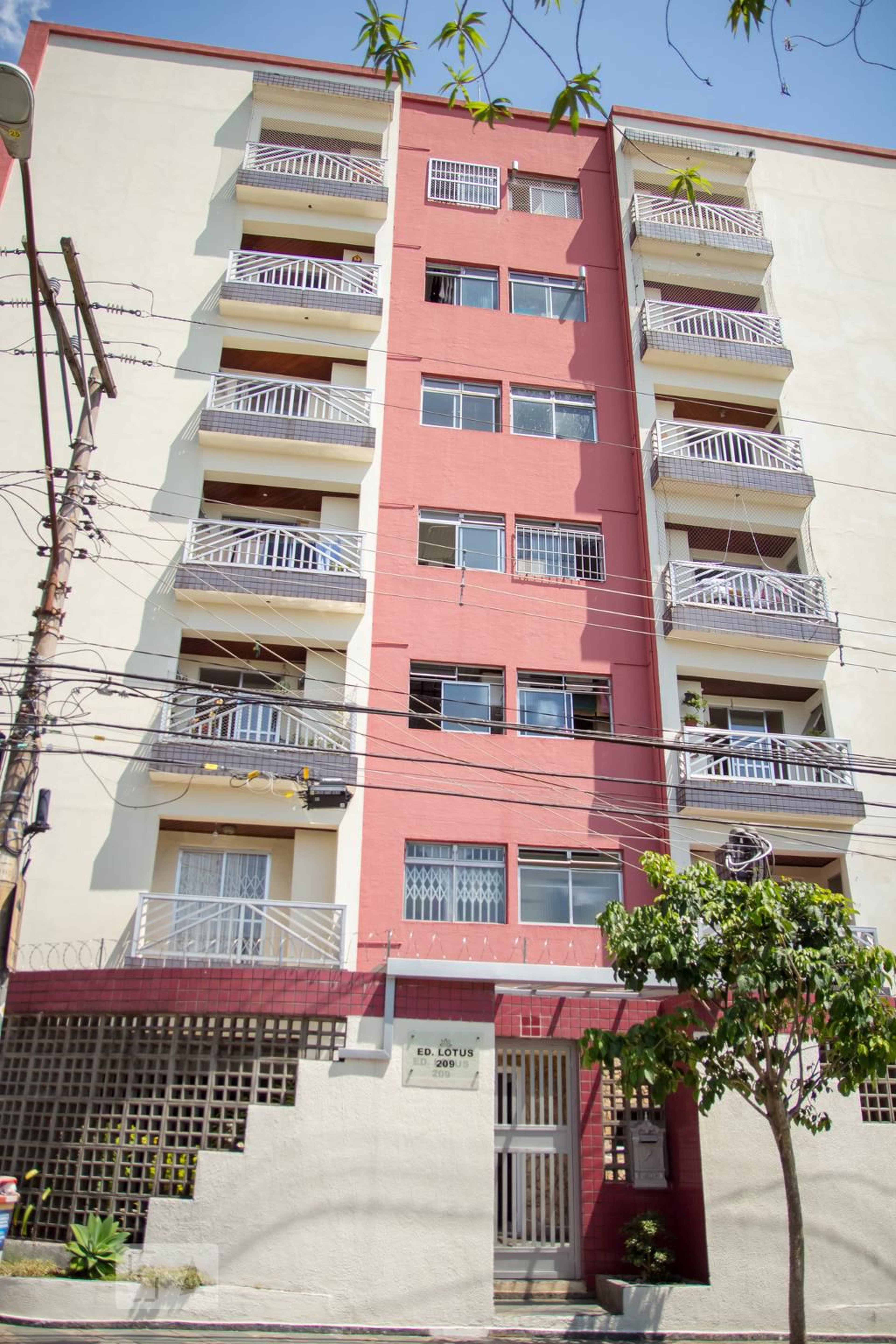 Fachada Edifício Lótus