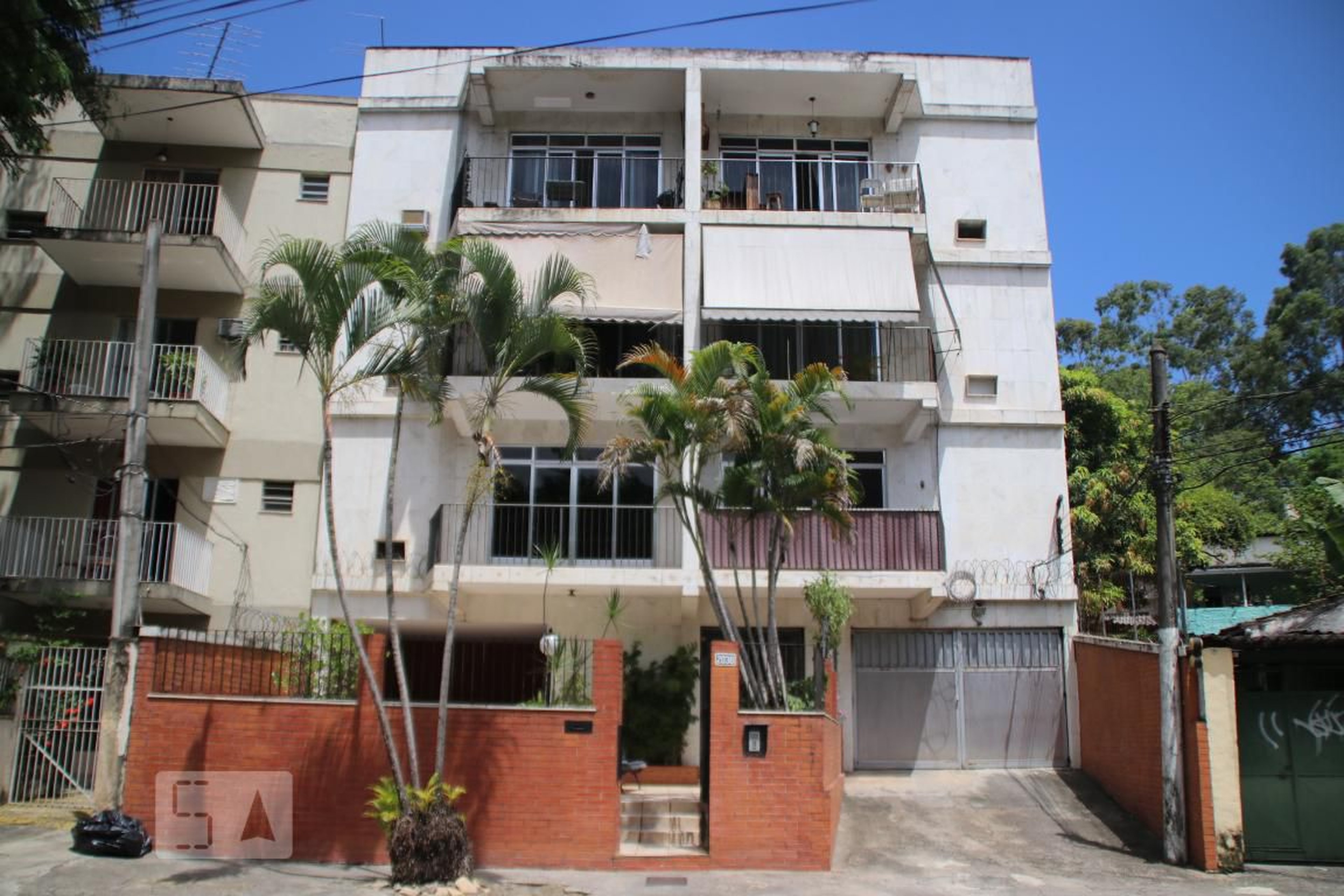 Fachada do Condomínio Condomínio em Rua Comendador Siqueira, 2038