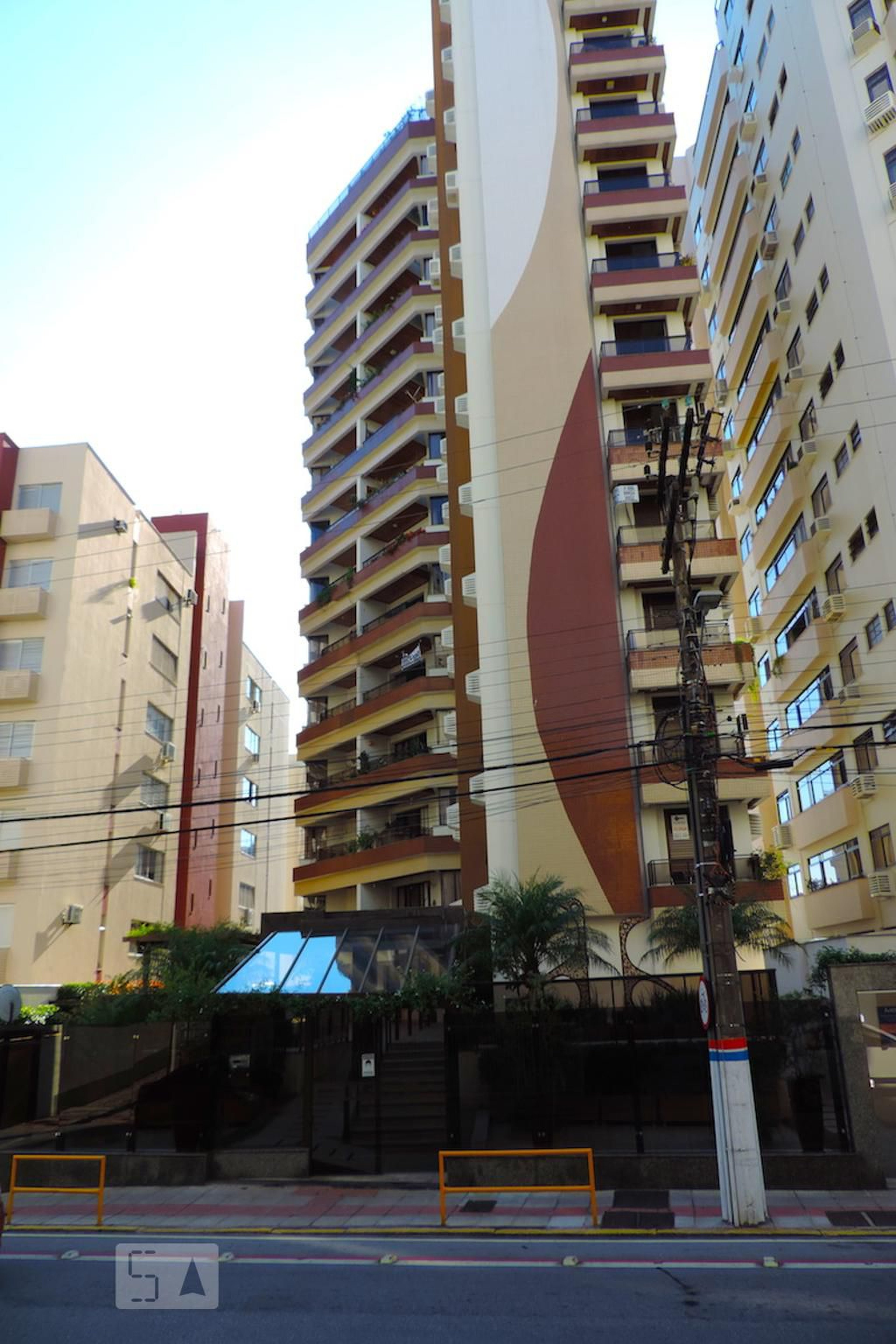 Fachada Condomínio Monte Darius