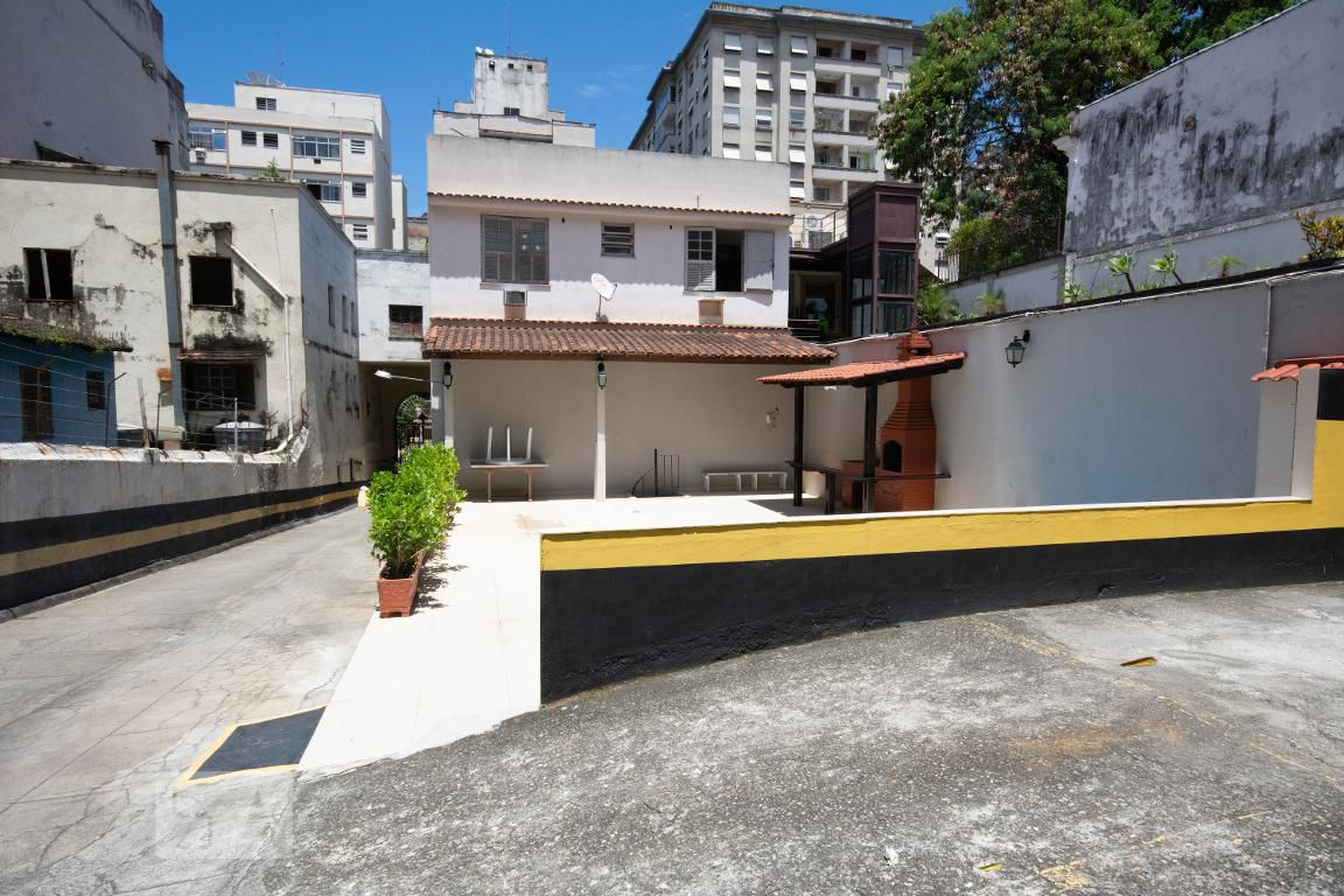 Área Externa - Capichaba