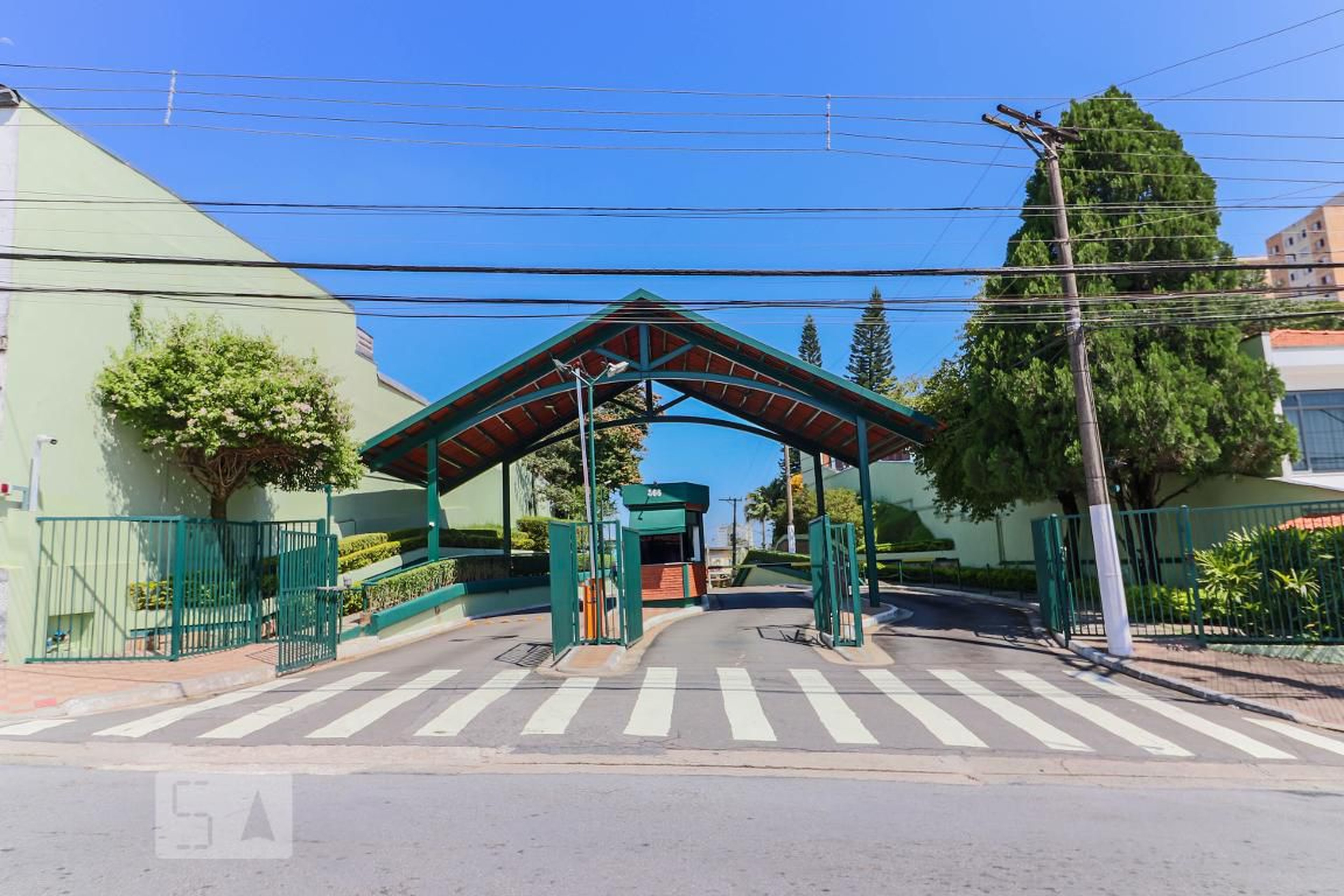 Fachada do Condomínio Residencial Alameda dos Eucaliptos