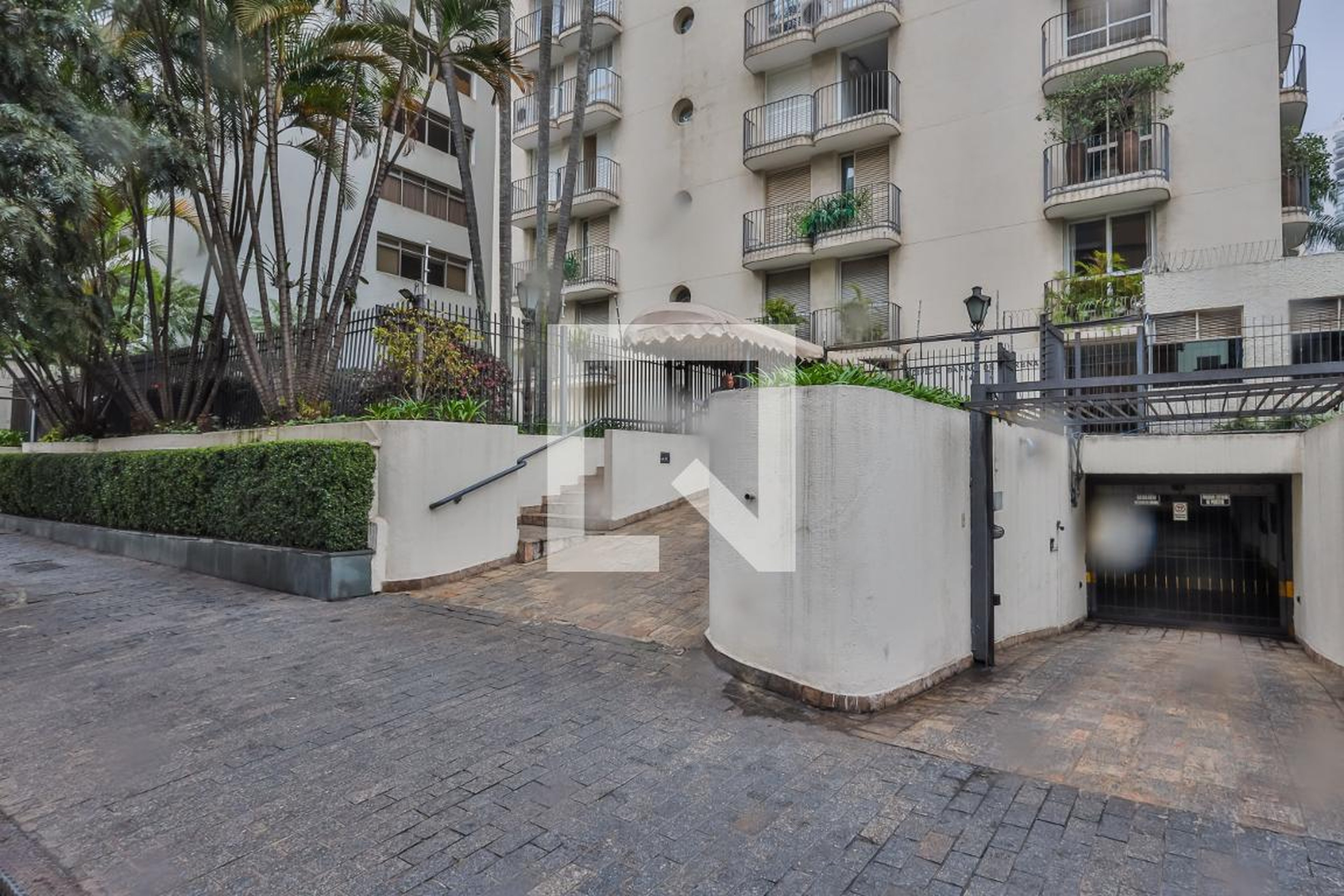 Fachada do Condomínio Condomínio Barão de Lorena