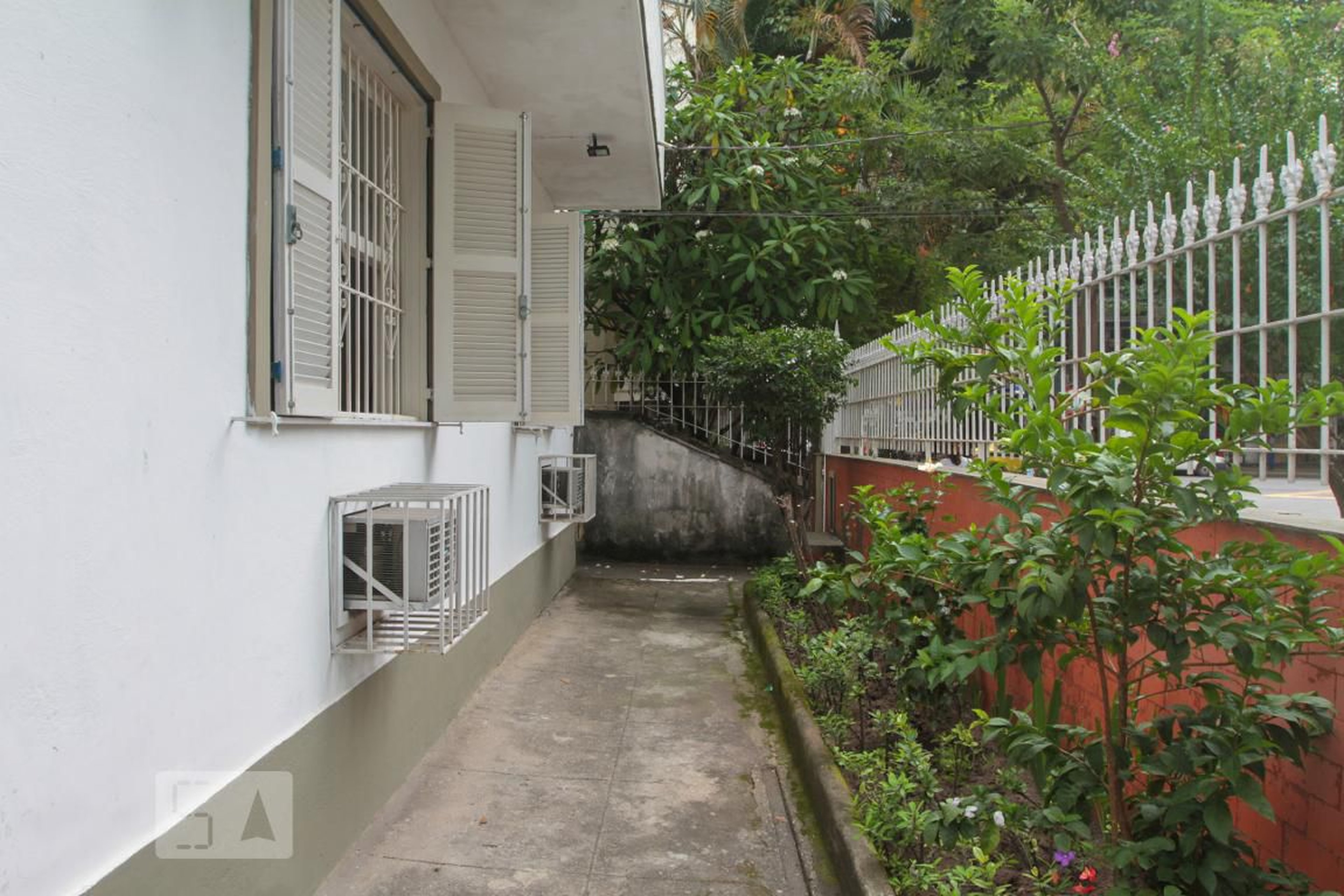 Entrada do Prédio - null