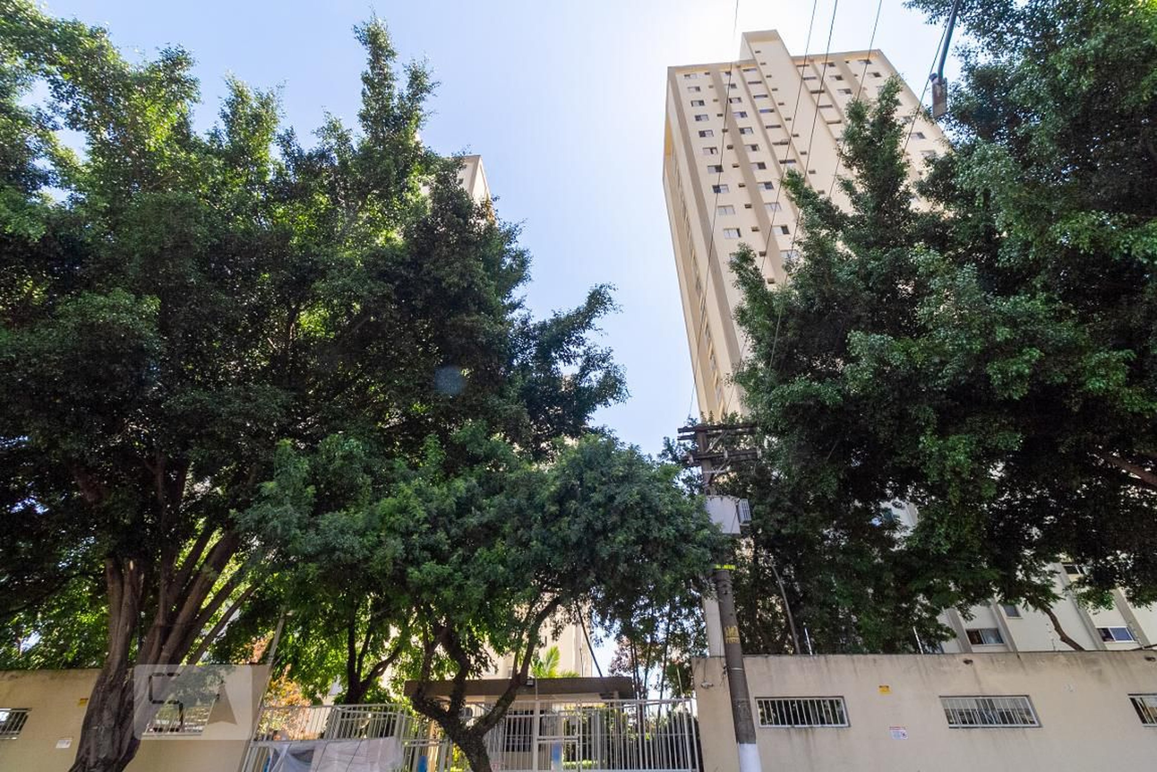 Fachada do Condomínio Condomínio Rio das Pedras