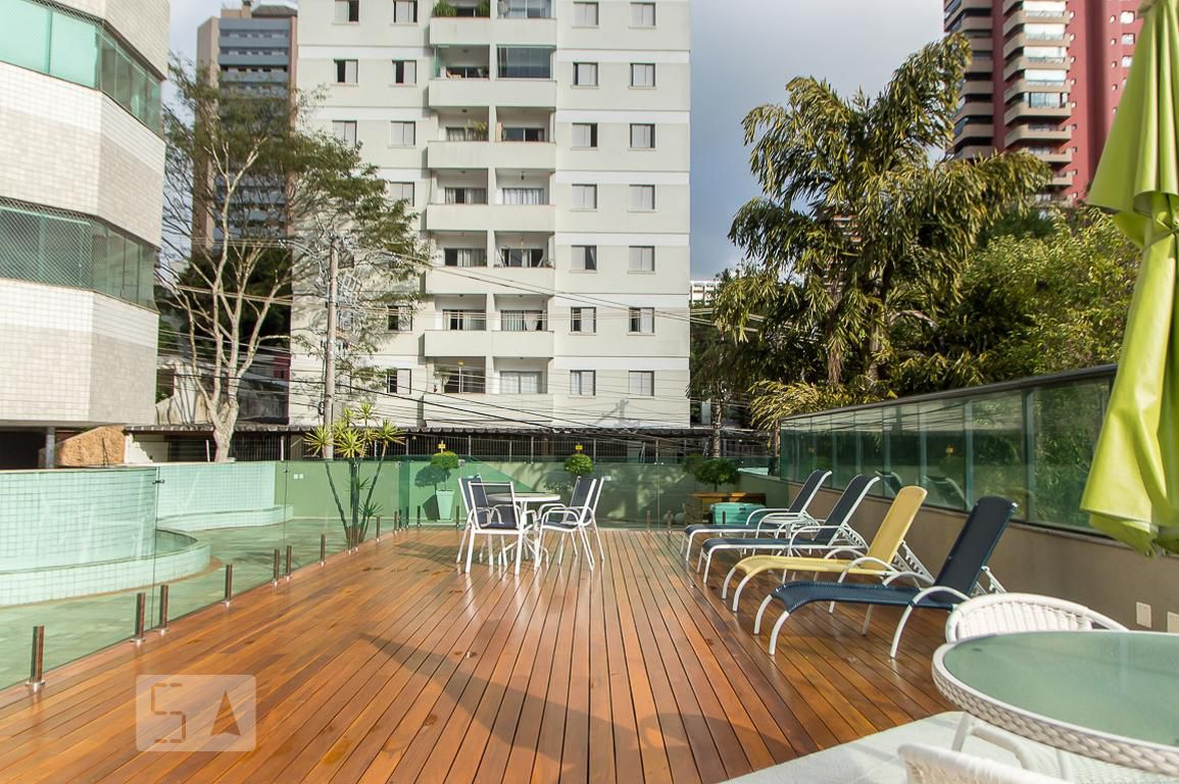 Piscina - Edifício Du Guyon