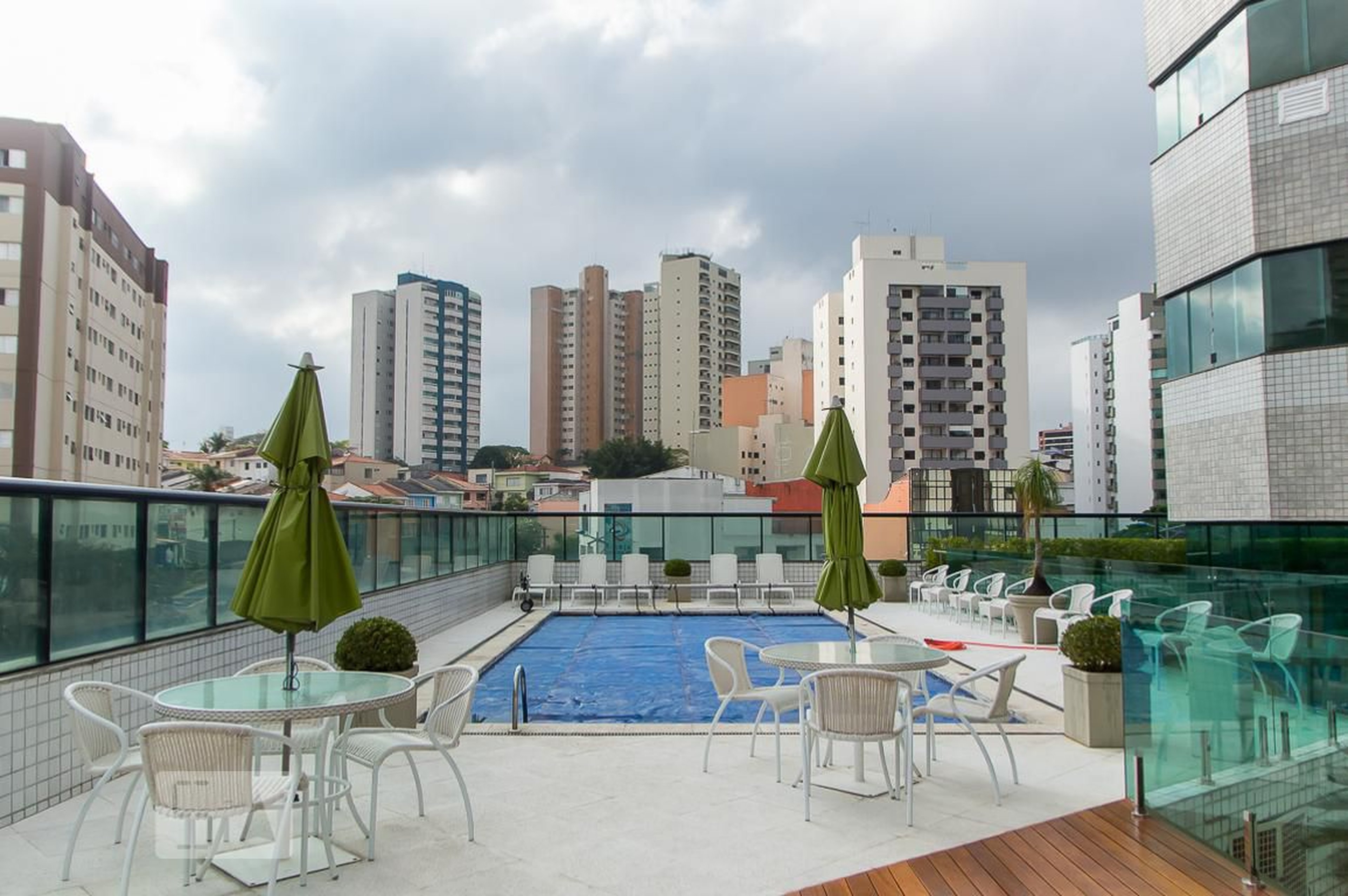 Piscina - Edifício Du Guyon