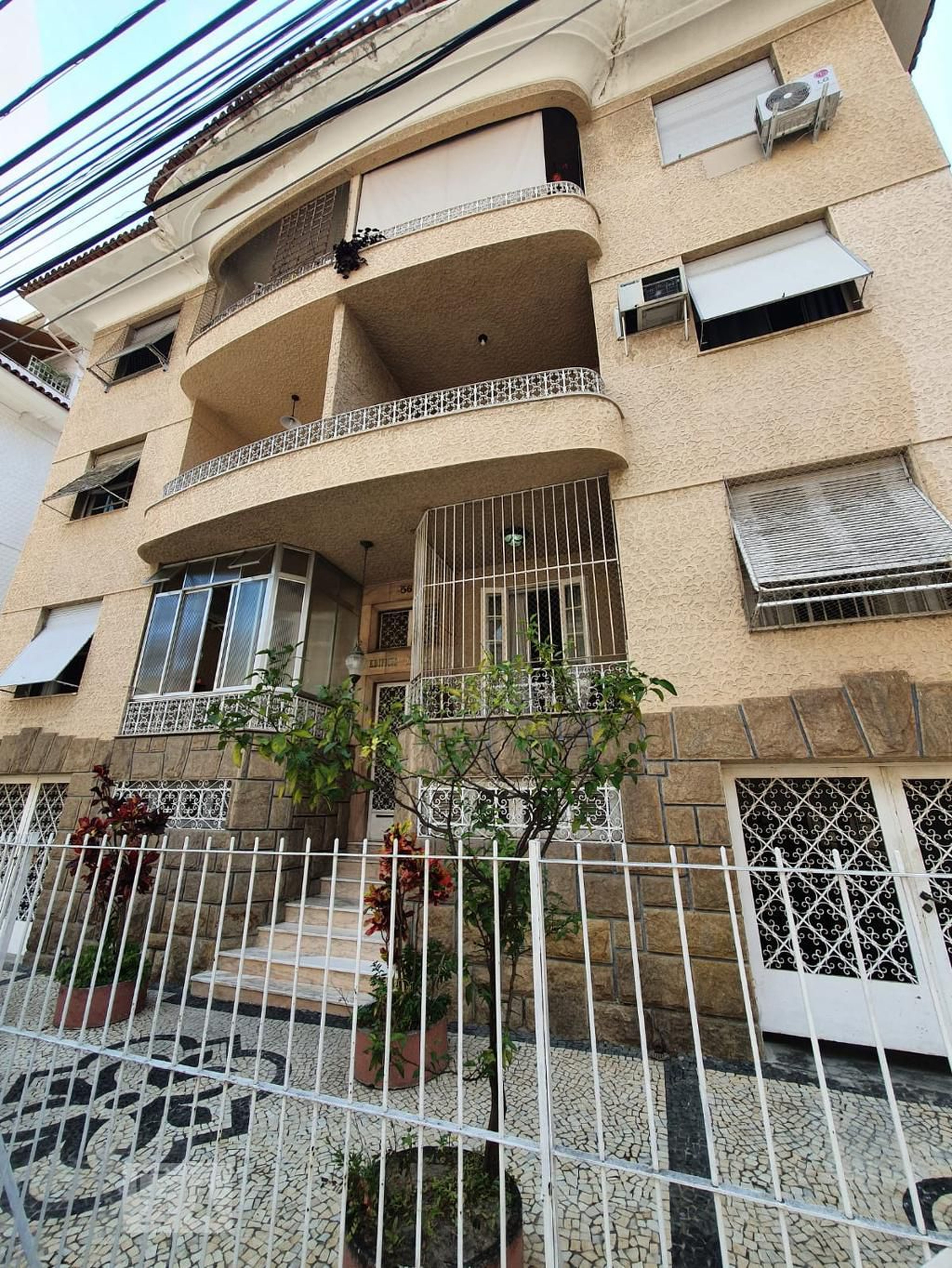 Fachada Condomínio em Rua Marechal Taumaturgo de Azevedo, 56