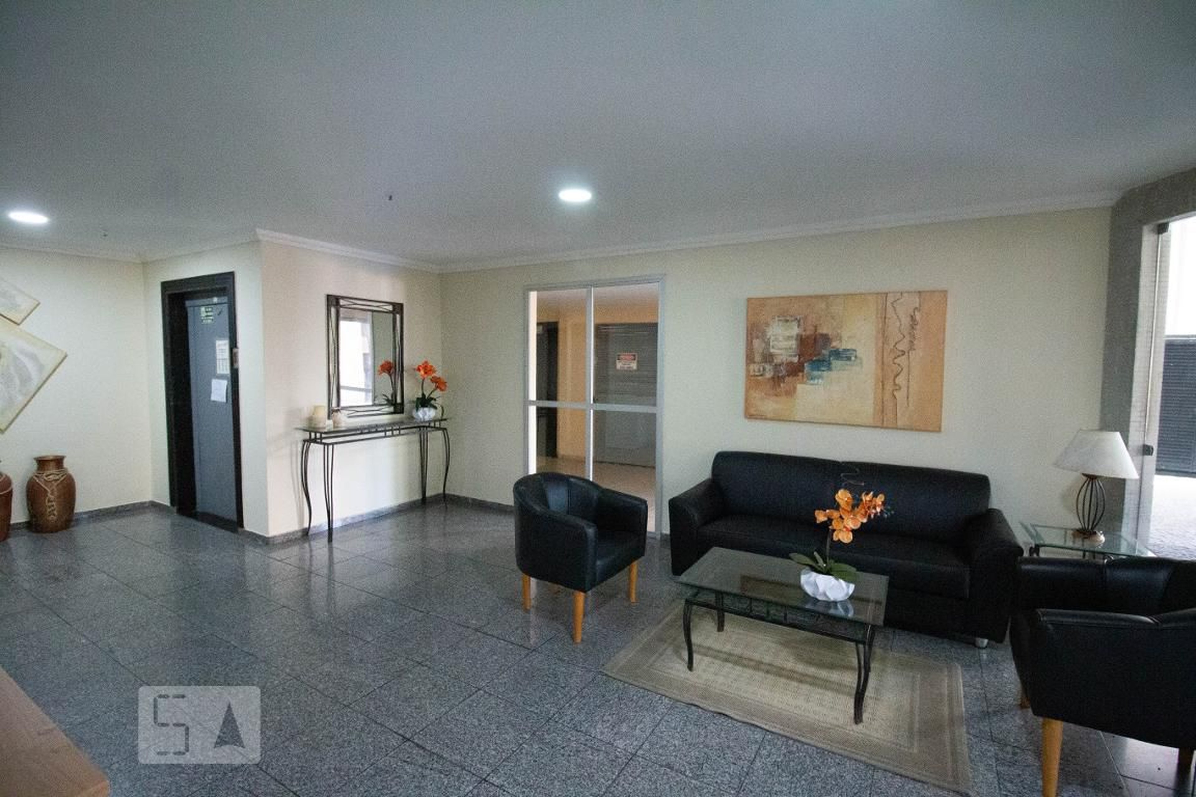 Hall entrada - Tour de Treville