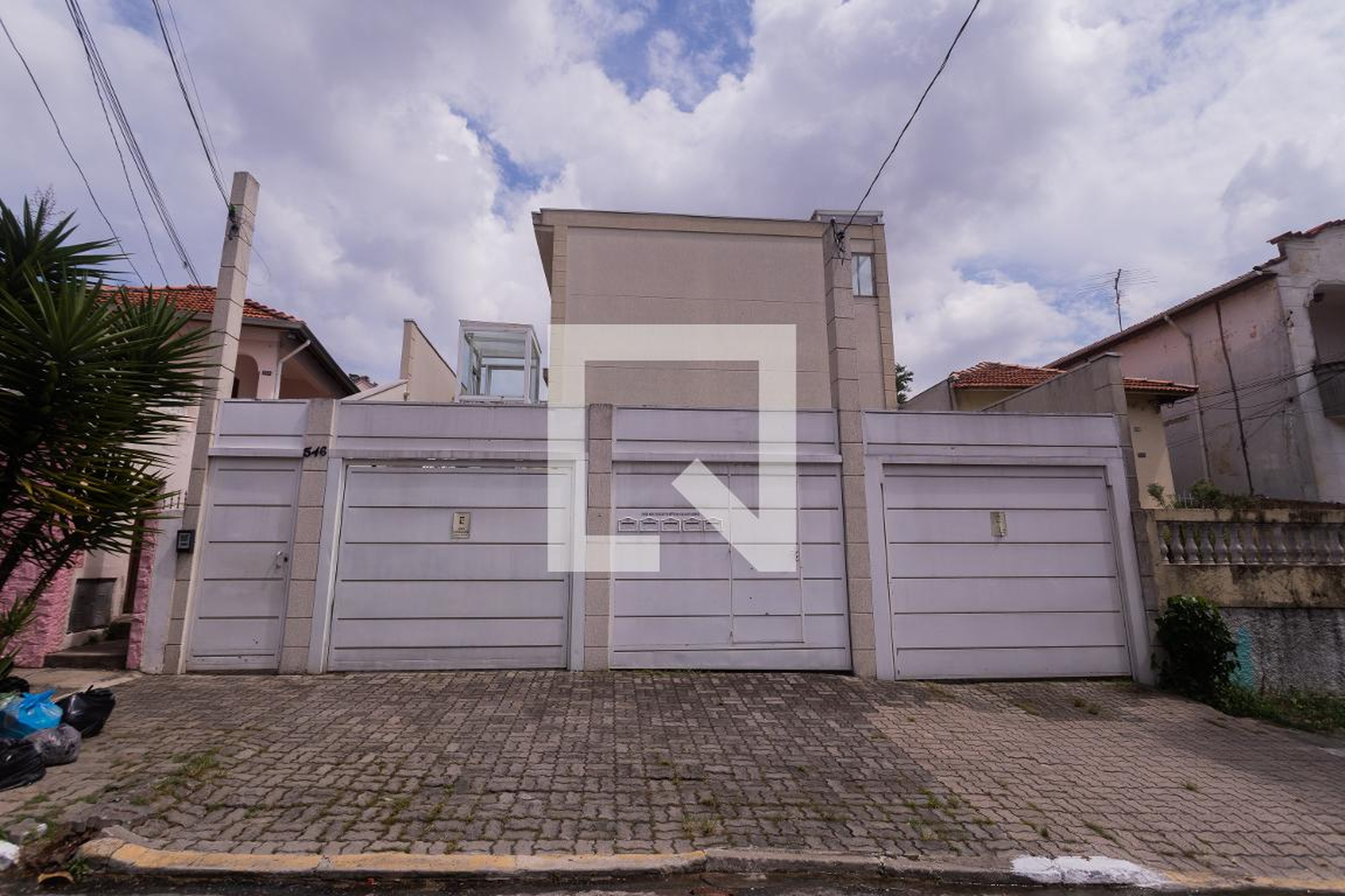 Fachada Condomínio em Avenida Ricardo Medina Filho, 546