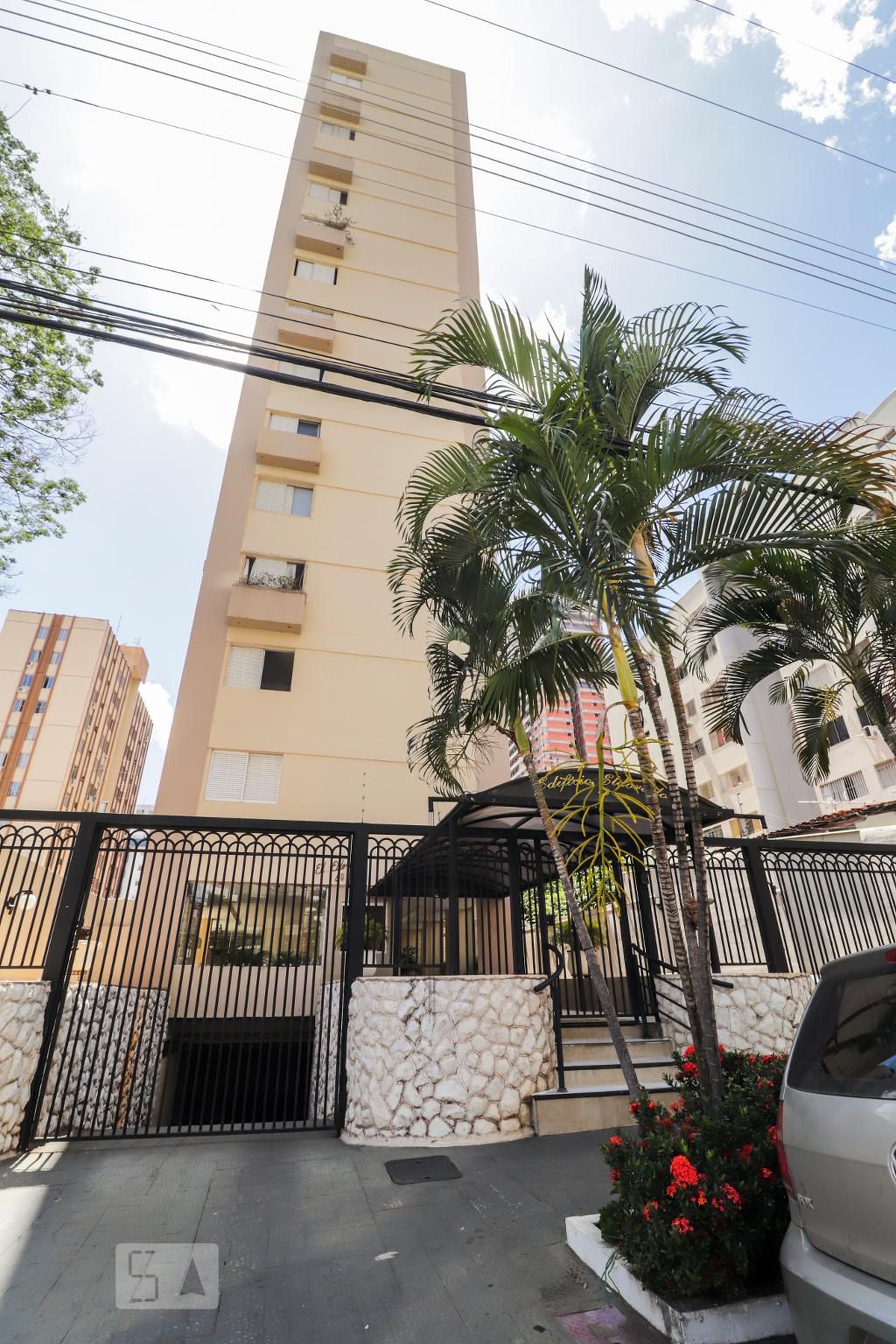 Fachada Condomínio em Avenida D, 49