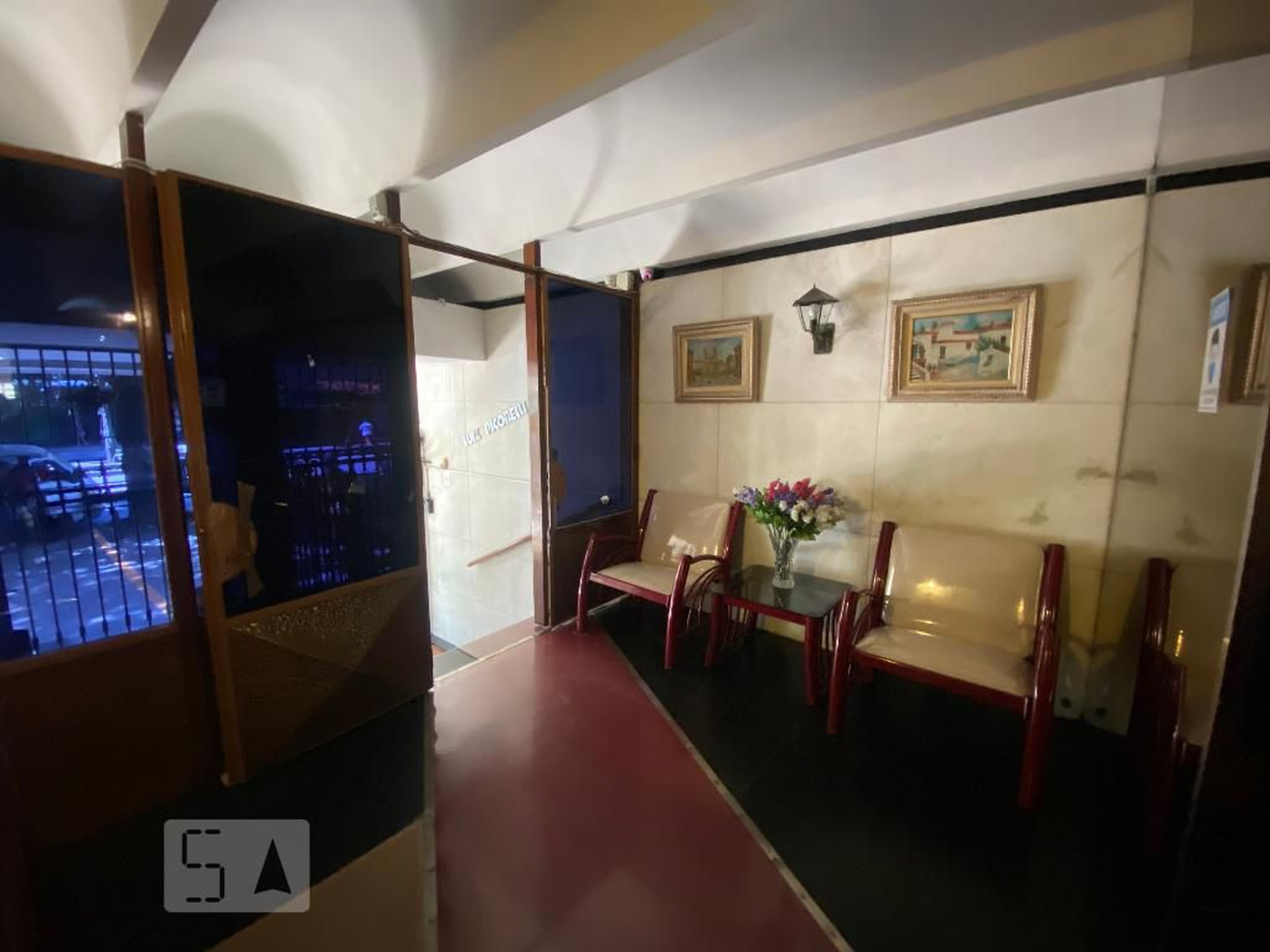 Hall - Luiz Picorelli