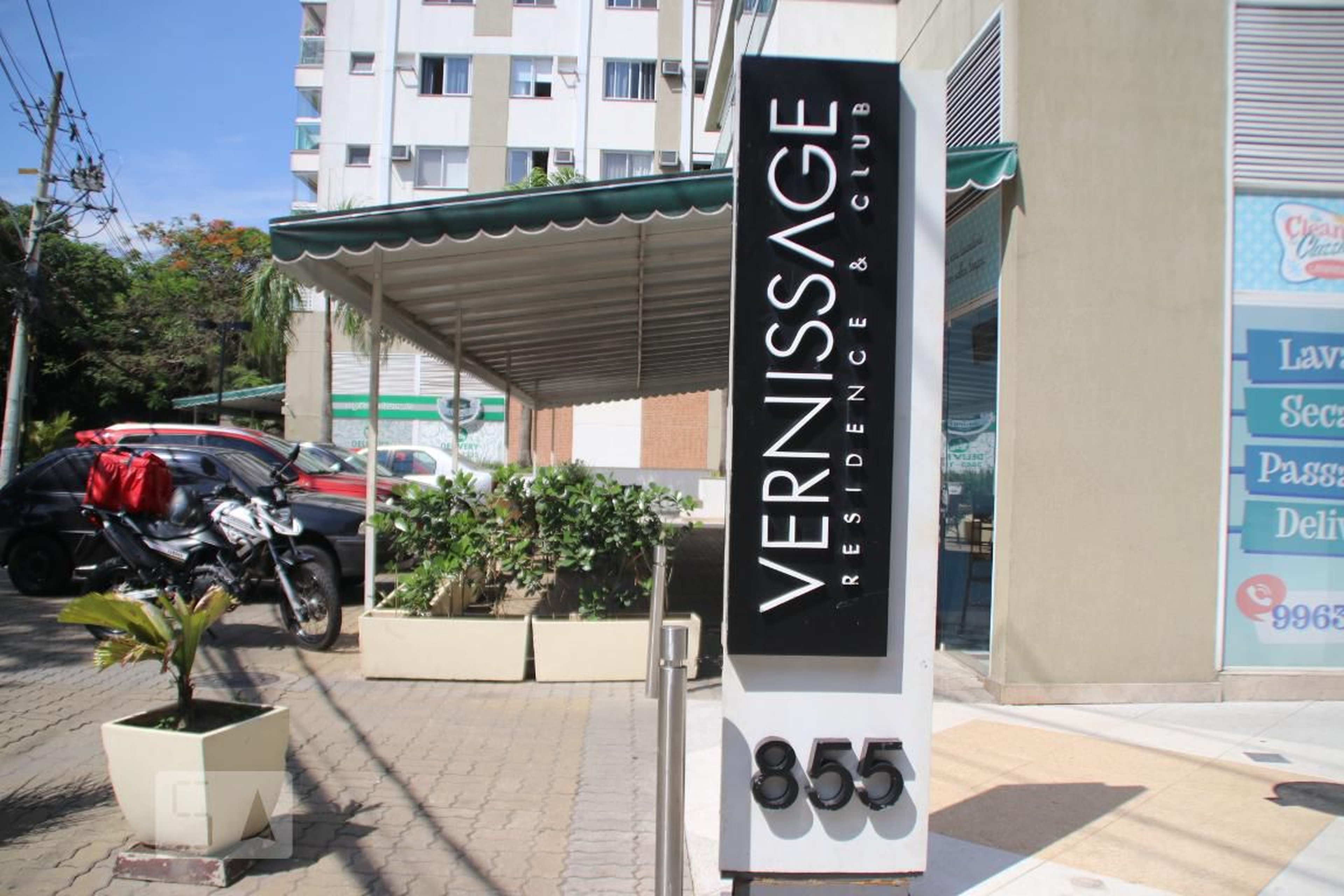 Fachada do Condomínio Condomínio Vernissage