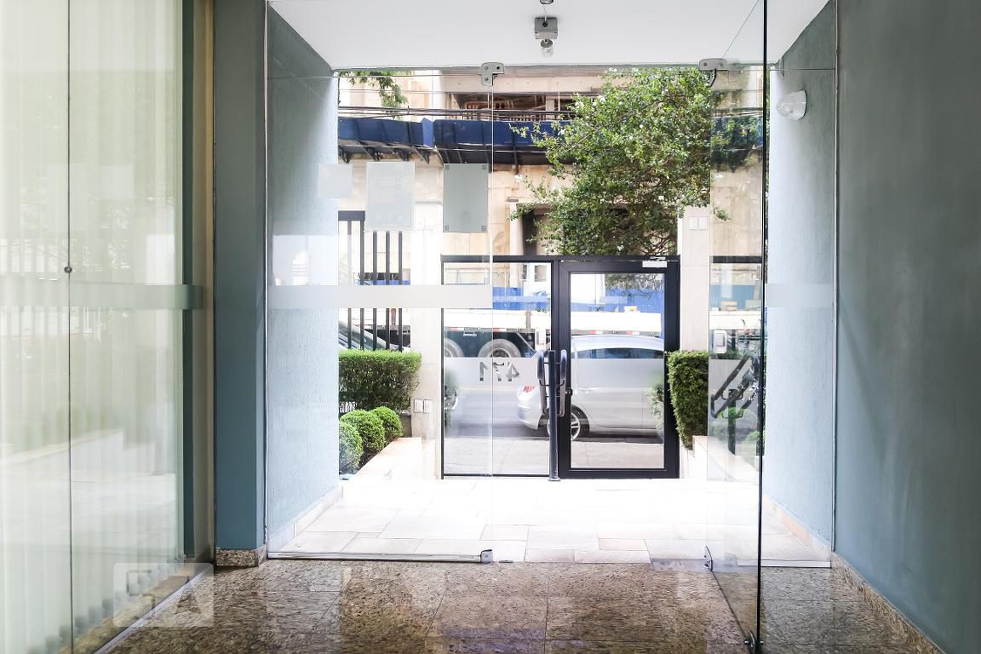 Entrada - Edifícios Ana Flávia e Vanessa