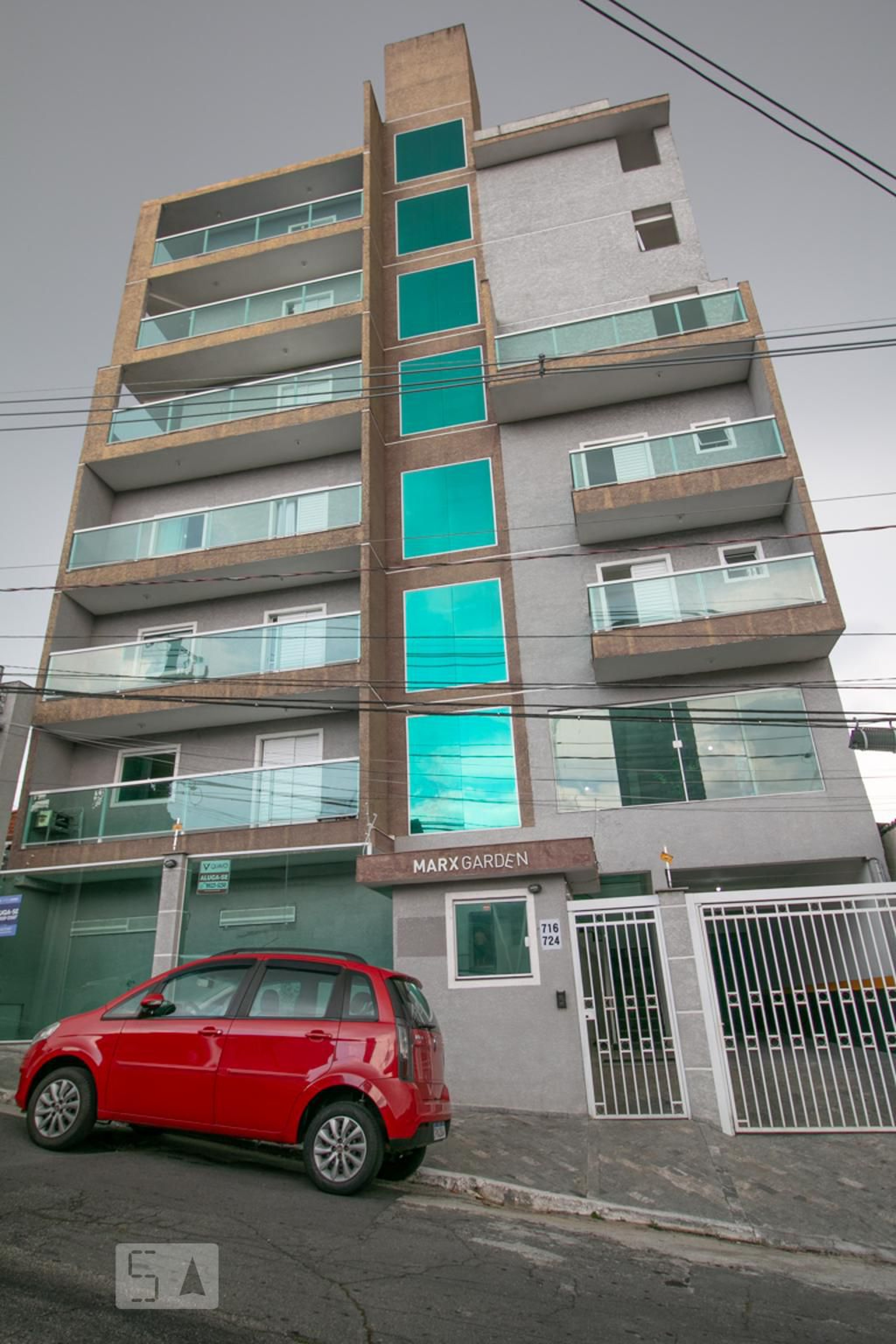 Fachada Condomínio em Rua Moisés Marx, 702