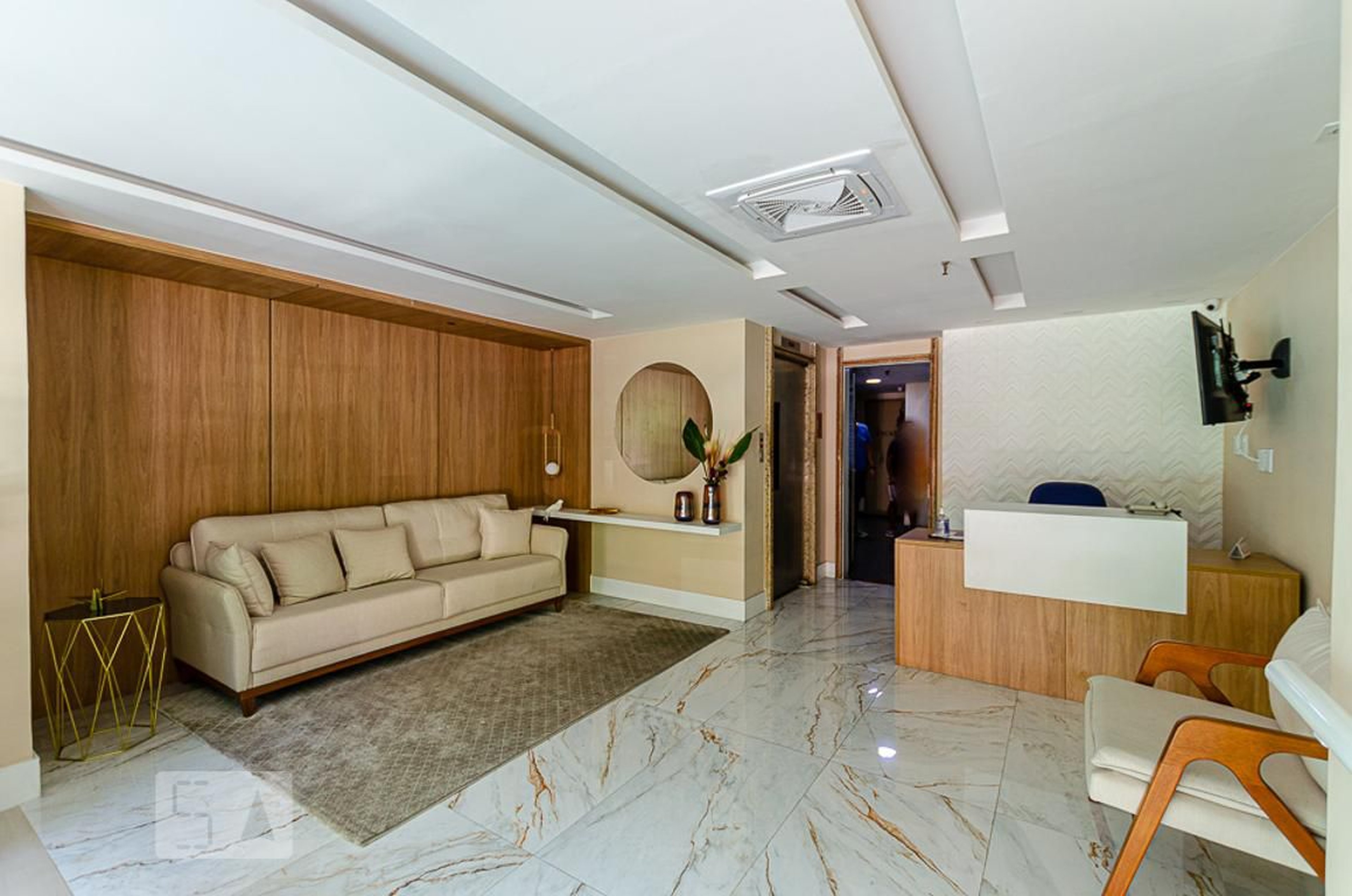 Hall de Entrada - La Rochelle