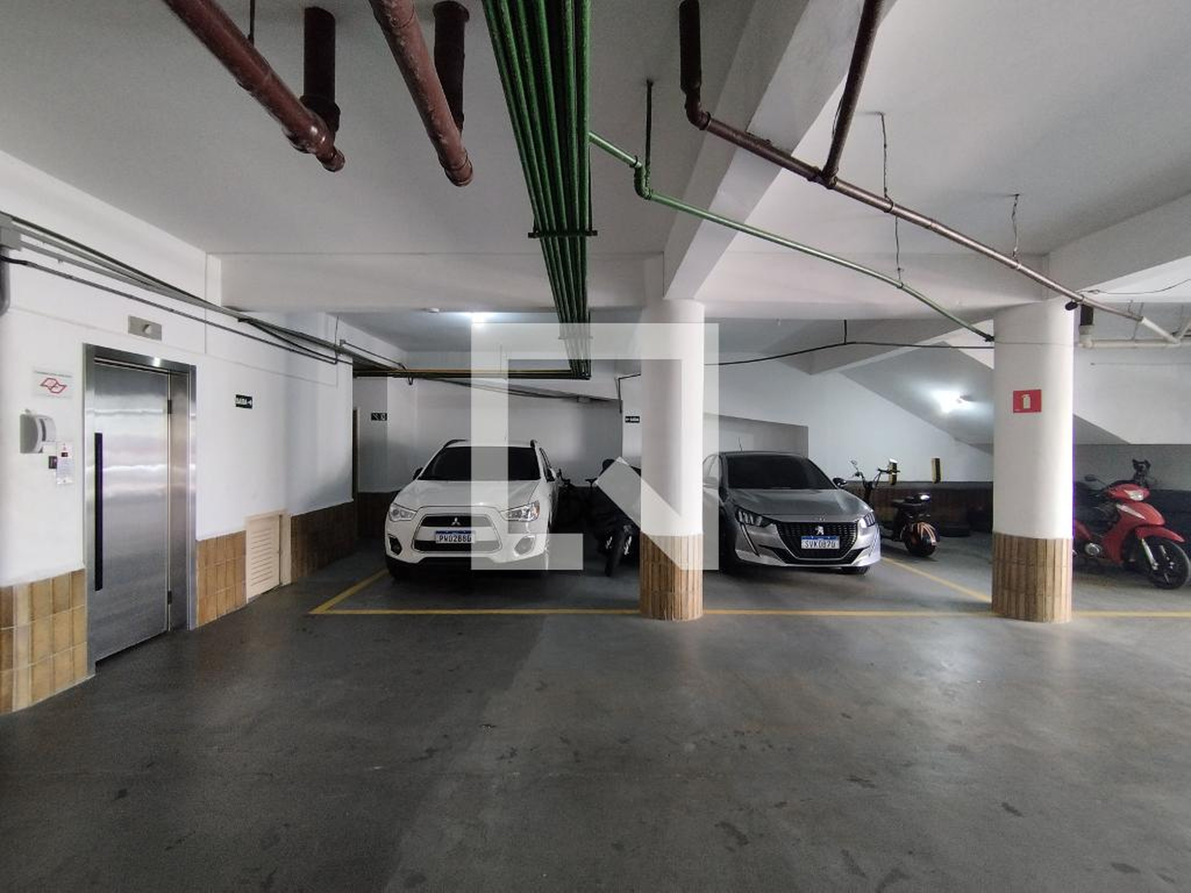 Área comum - Ramalho Bosisio