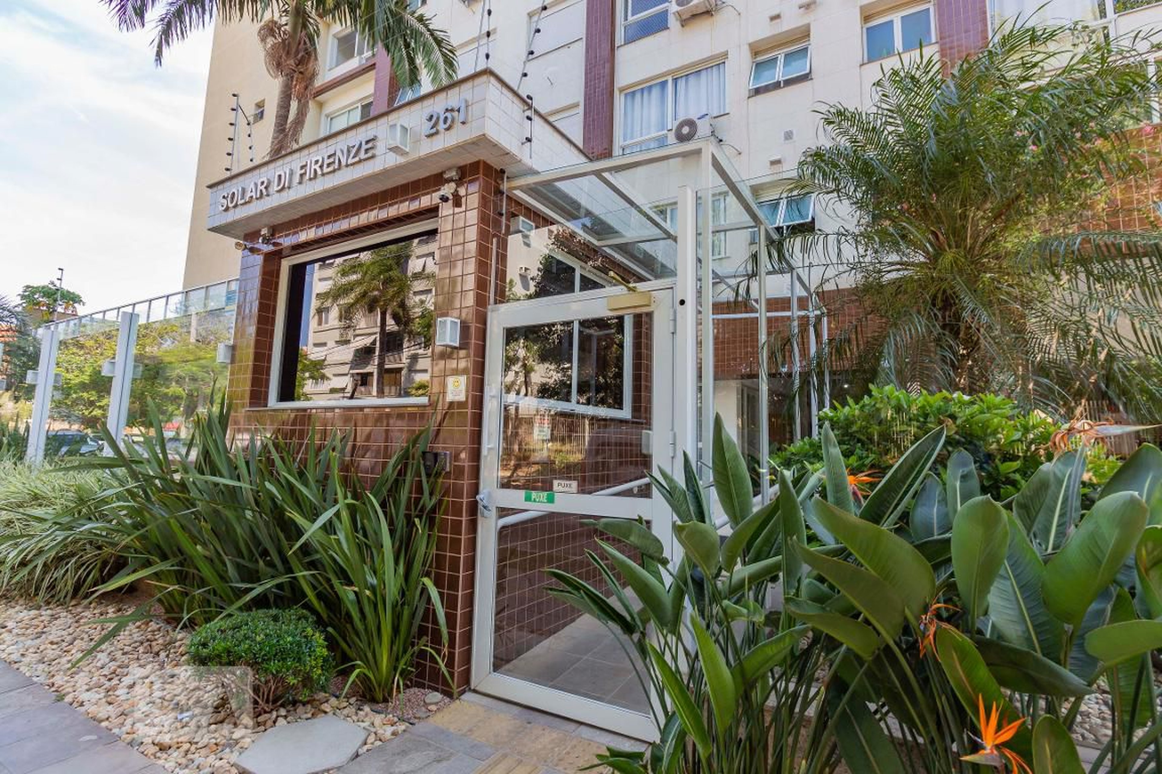 Fachada do Condomínio Condomínio Solar Di Firenze