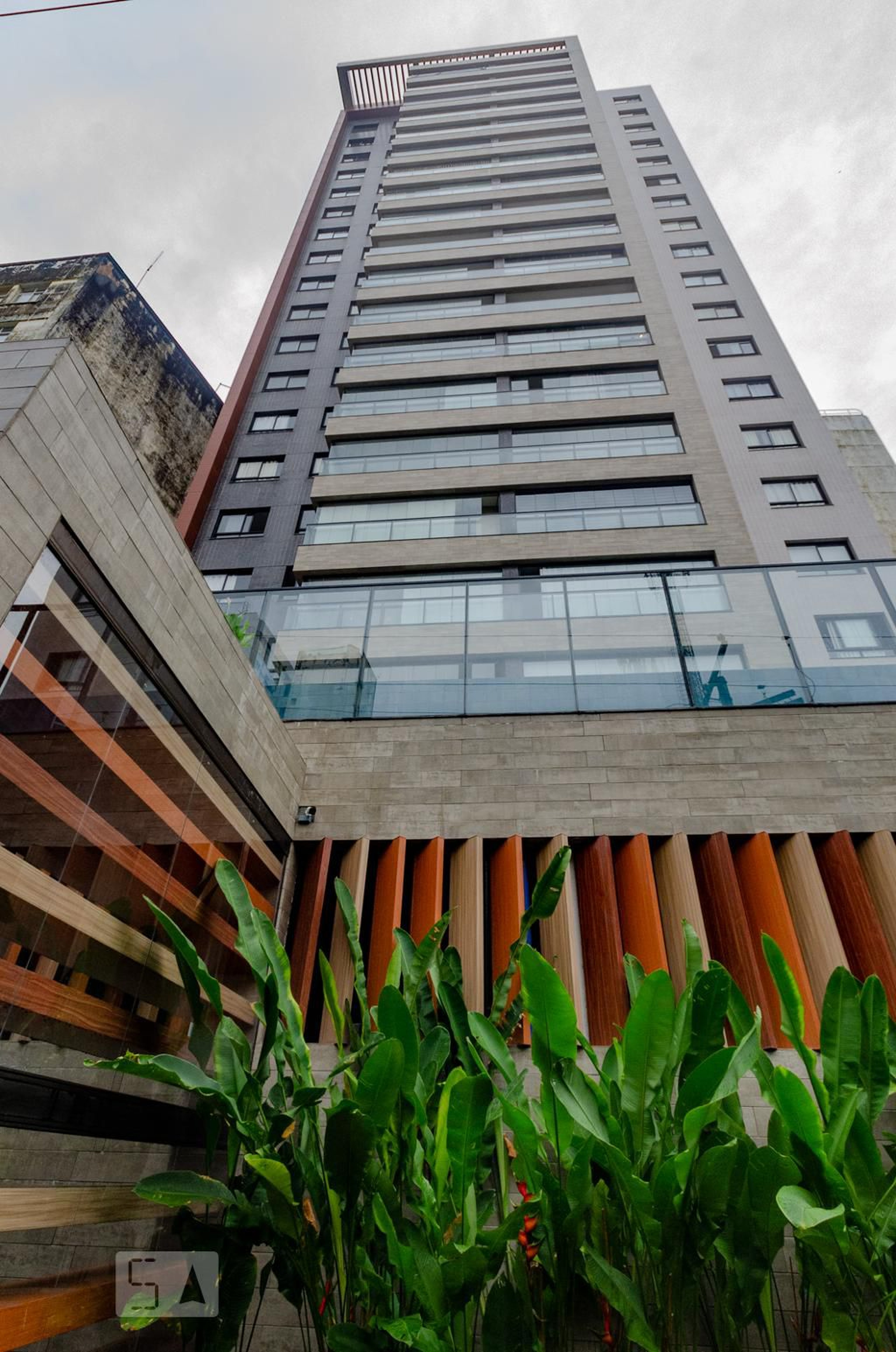 Fachada do Condomínio Condomínio Barra Way Residence