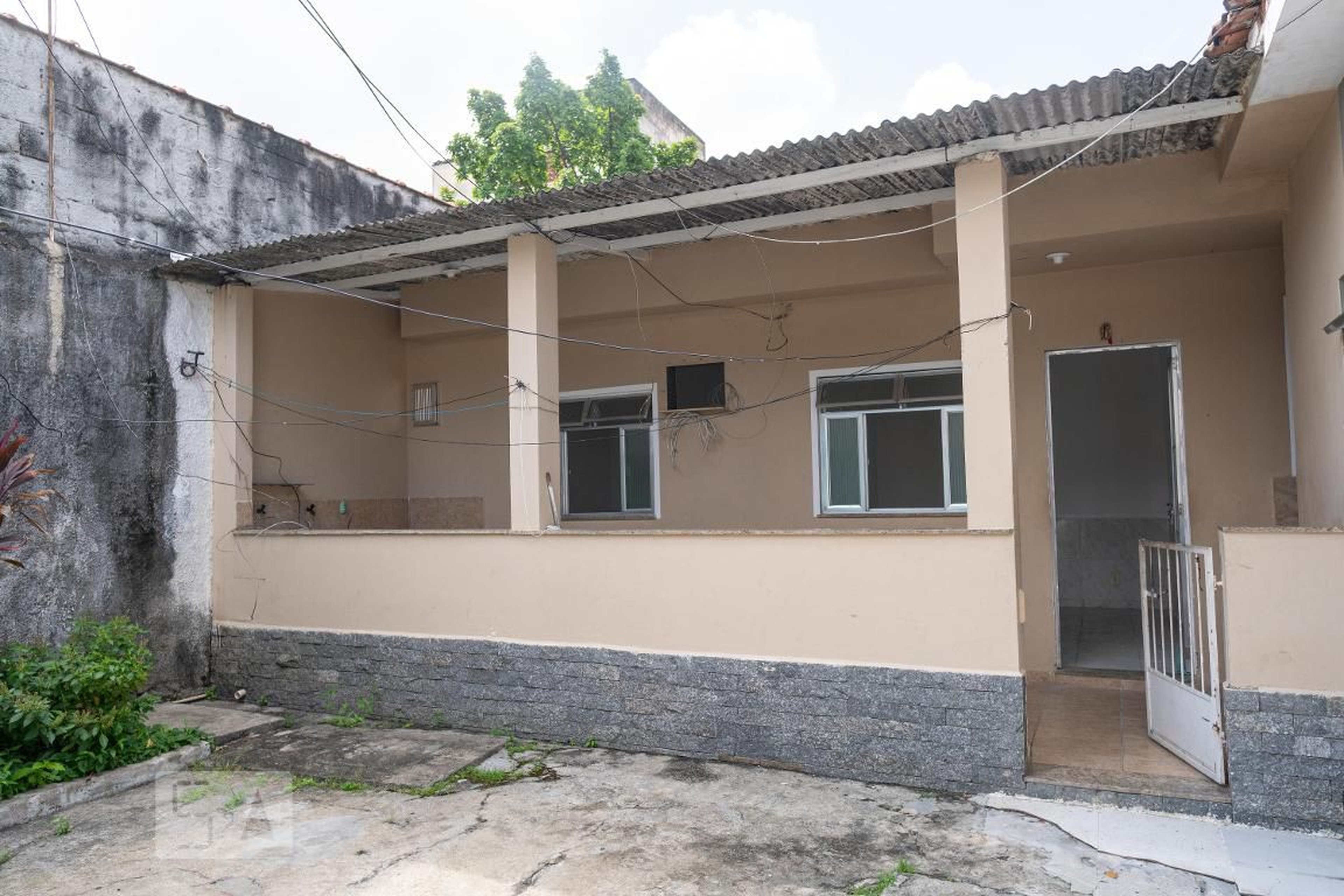 Fachada Condomínio em Travessa Cristiana, 68