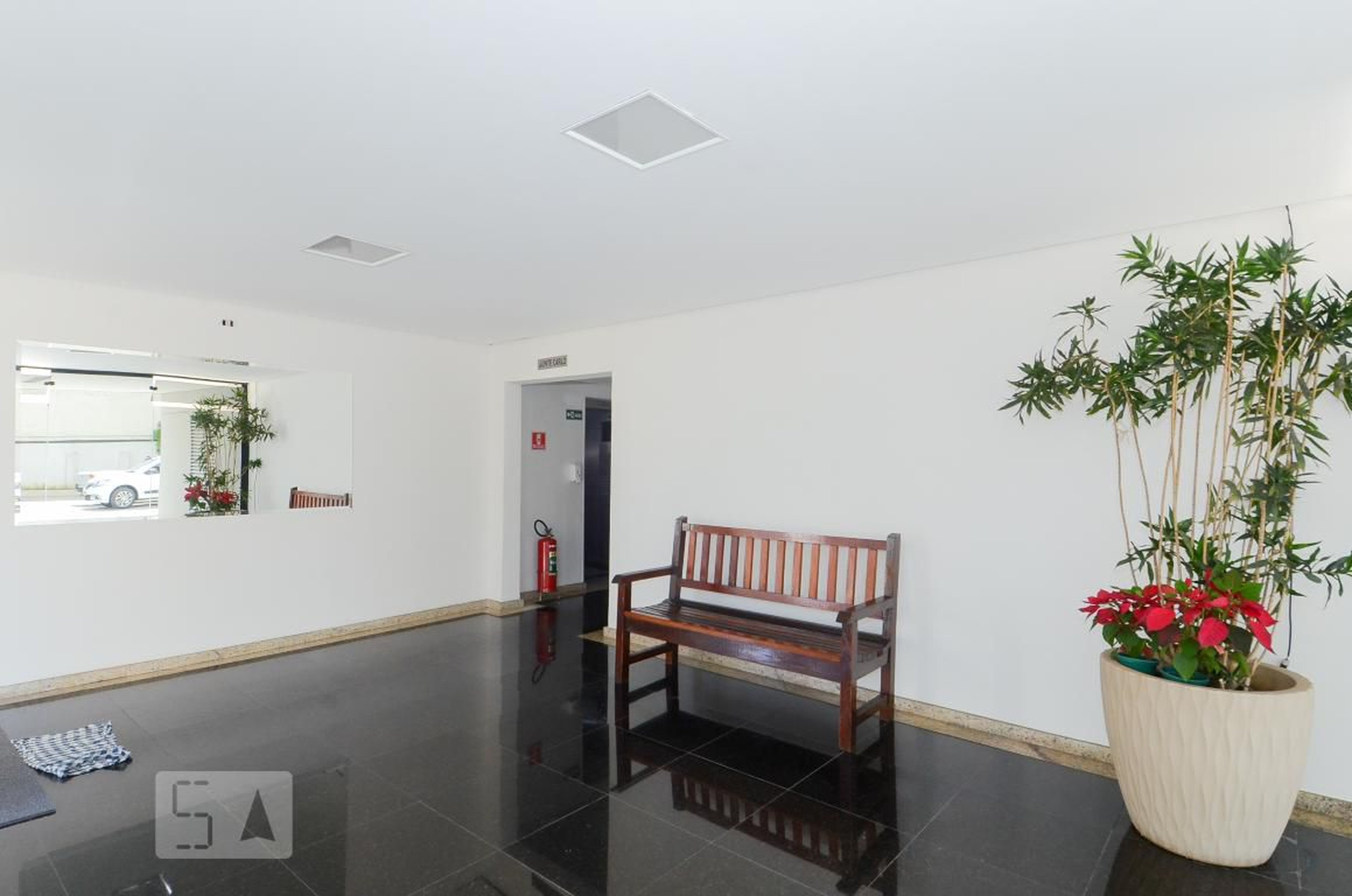 Hall Social - Riviera Francesa