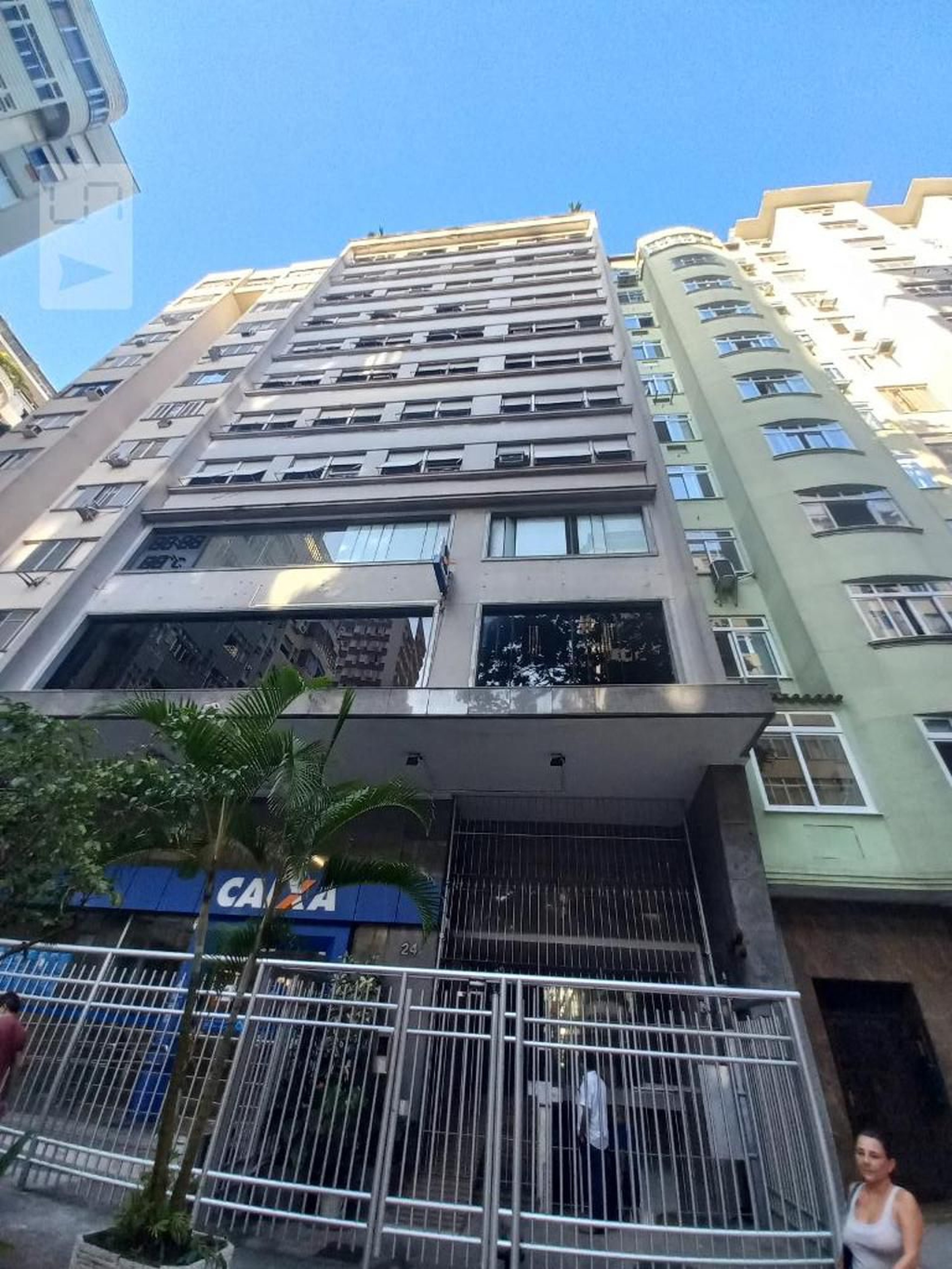Fachada Condomínio em Rua Antônio Vieira, 24
