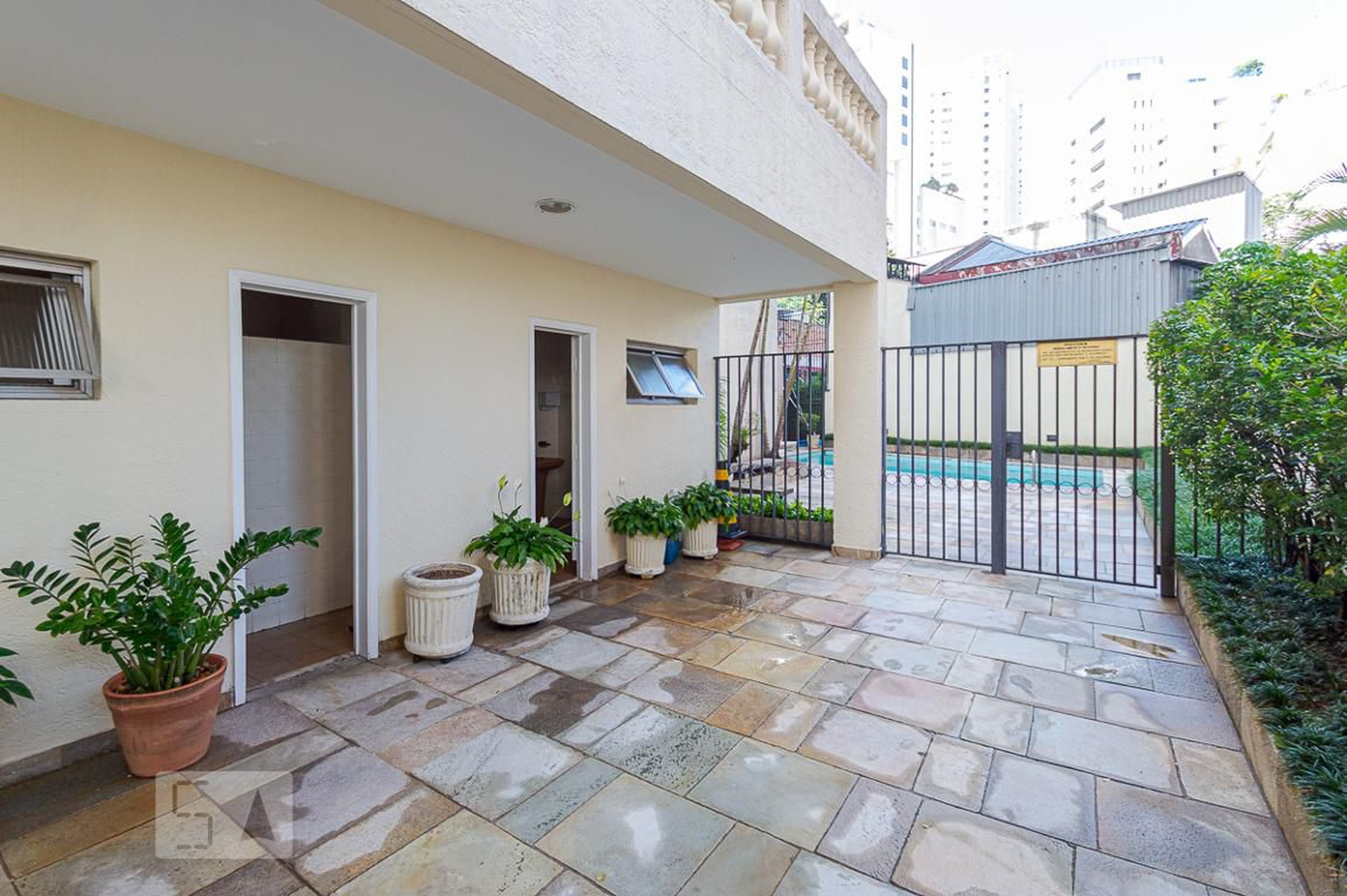 Area Comum - D`Angleterre