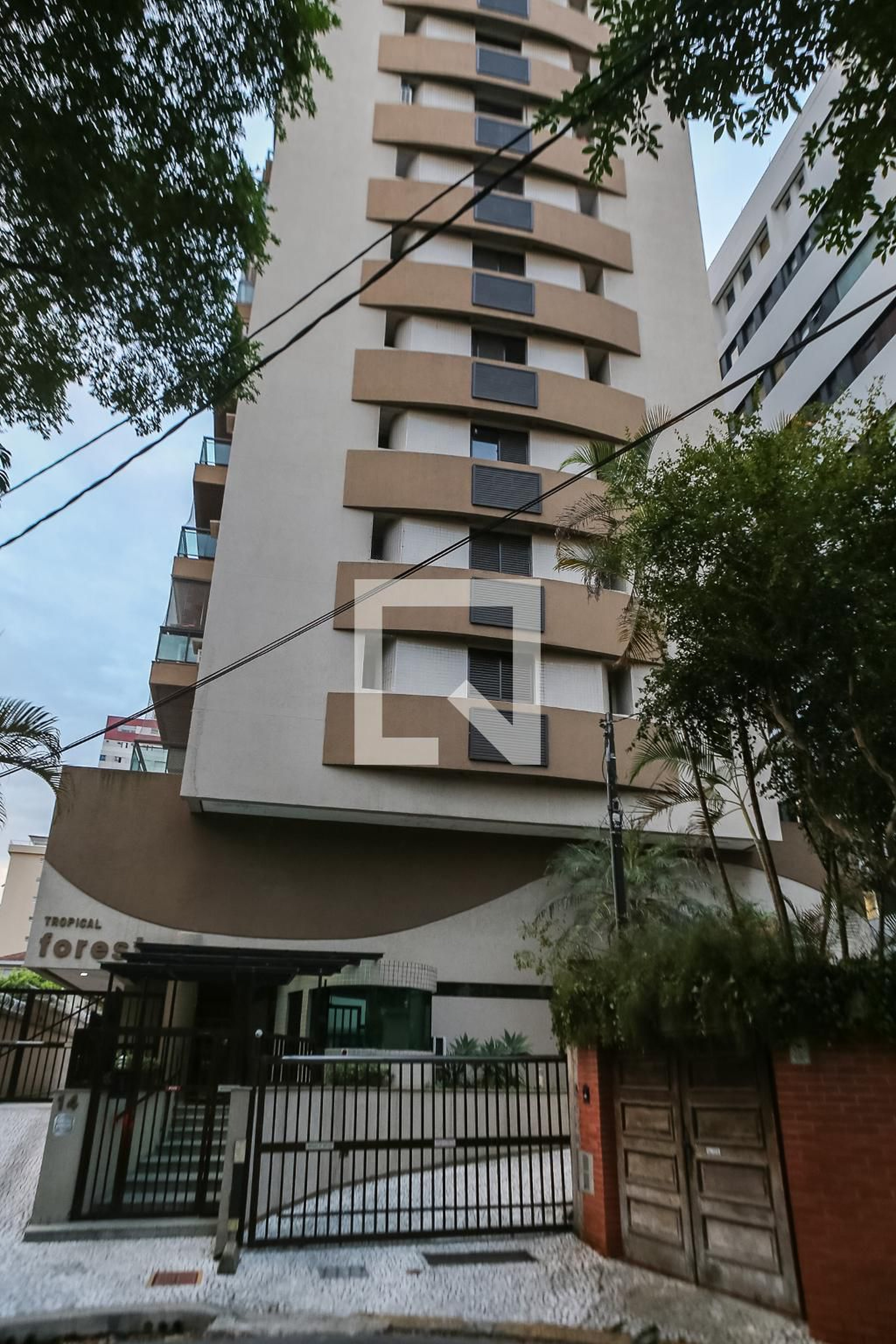 Fachada Edificio Forest