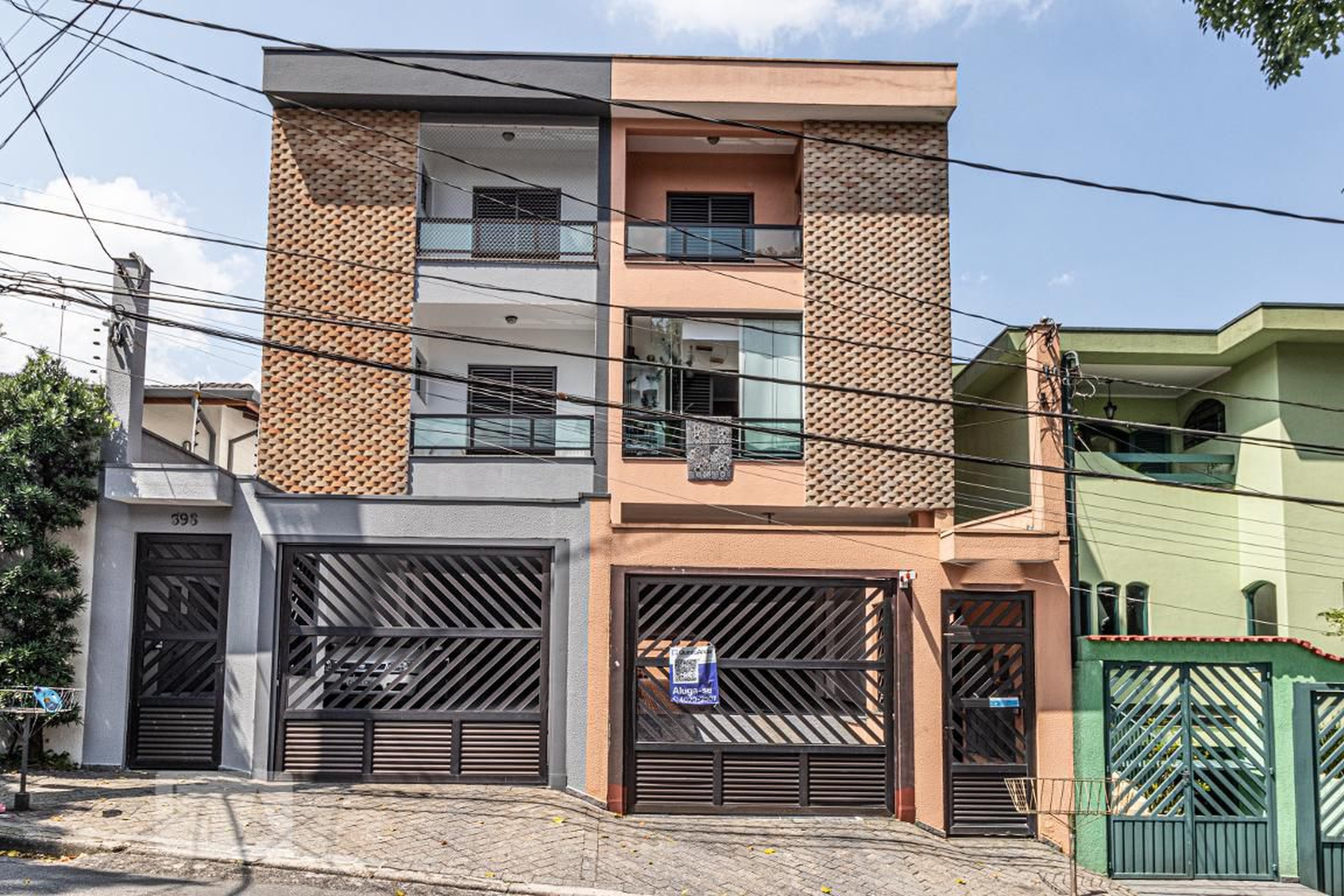 Fachada do Prédio Condomínio em Rua Abernesia, 394