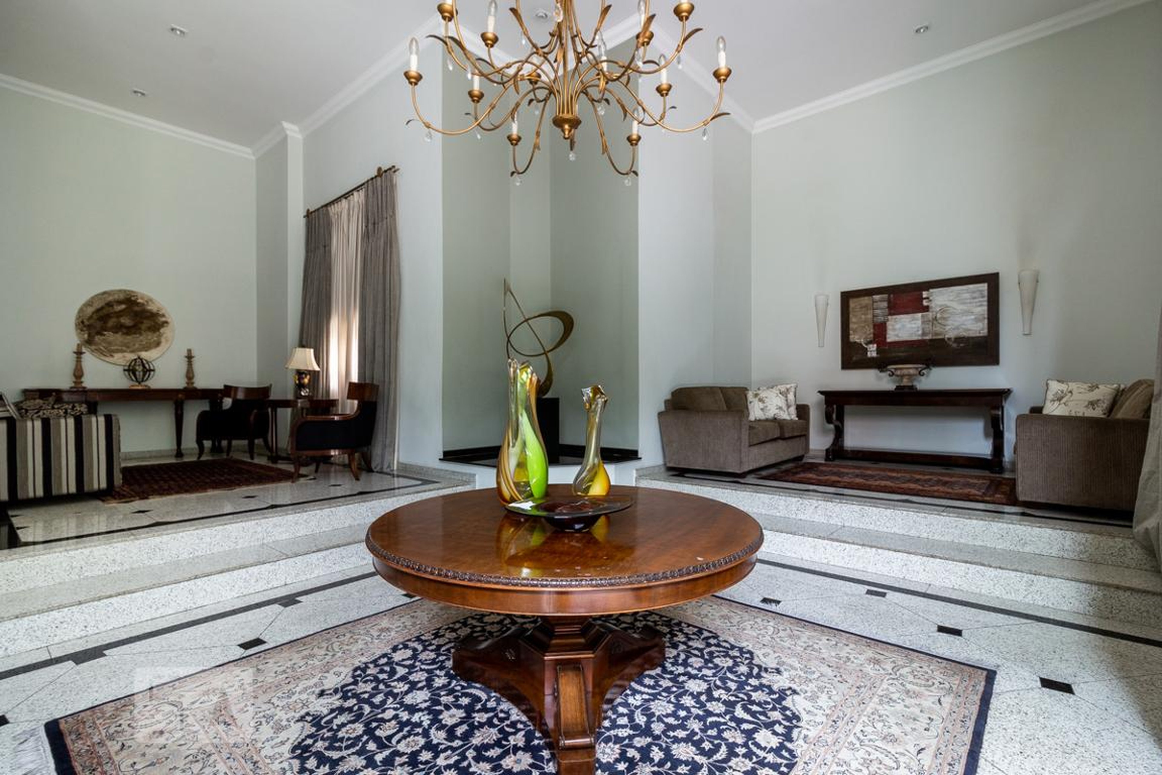 Hall Social - Chateau Du Gilly