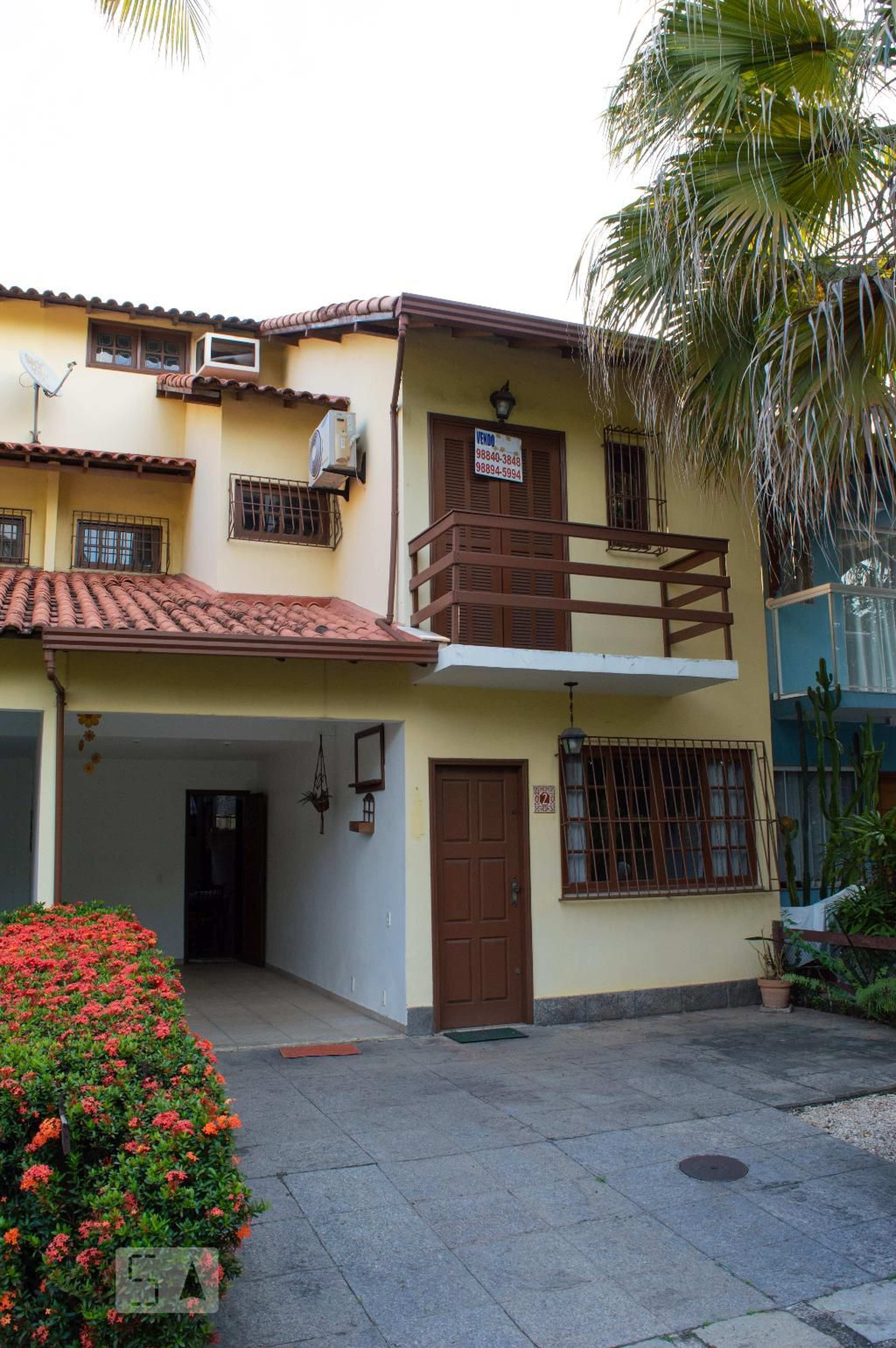 Fachada Condomínio em Rua Barão do Rio Verde, 241