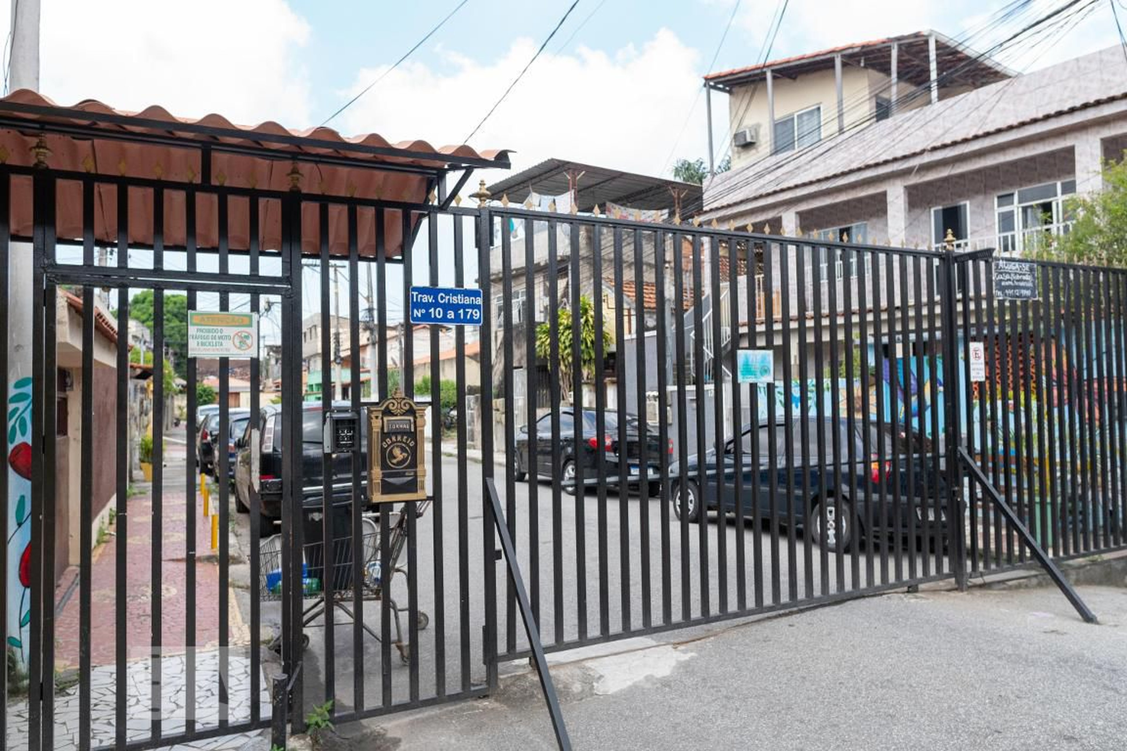 Fachada do Condomínio Condomínio em Travessa Cristiana, 68