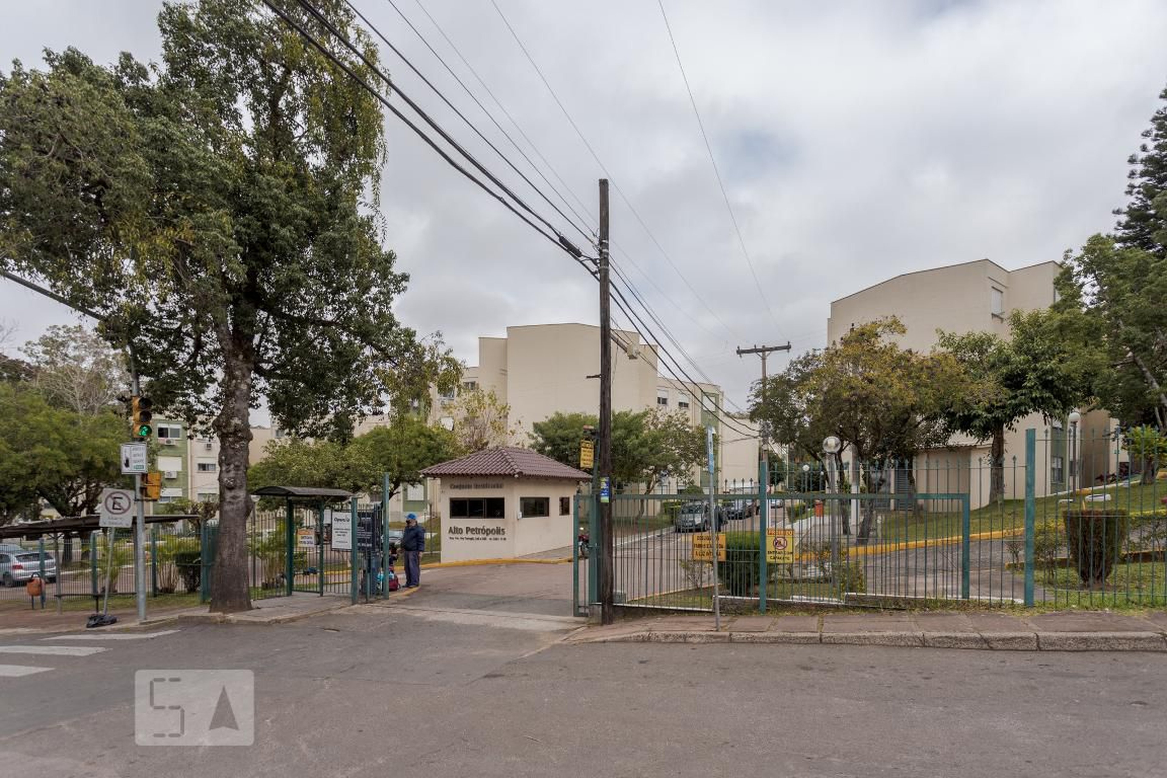 Fachada Condomínio Conjunto Residencial Alto Petropolis