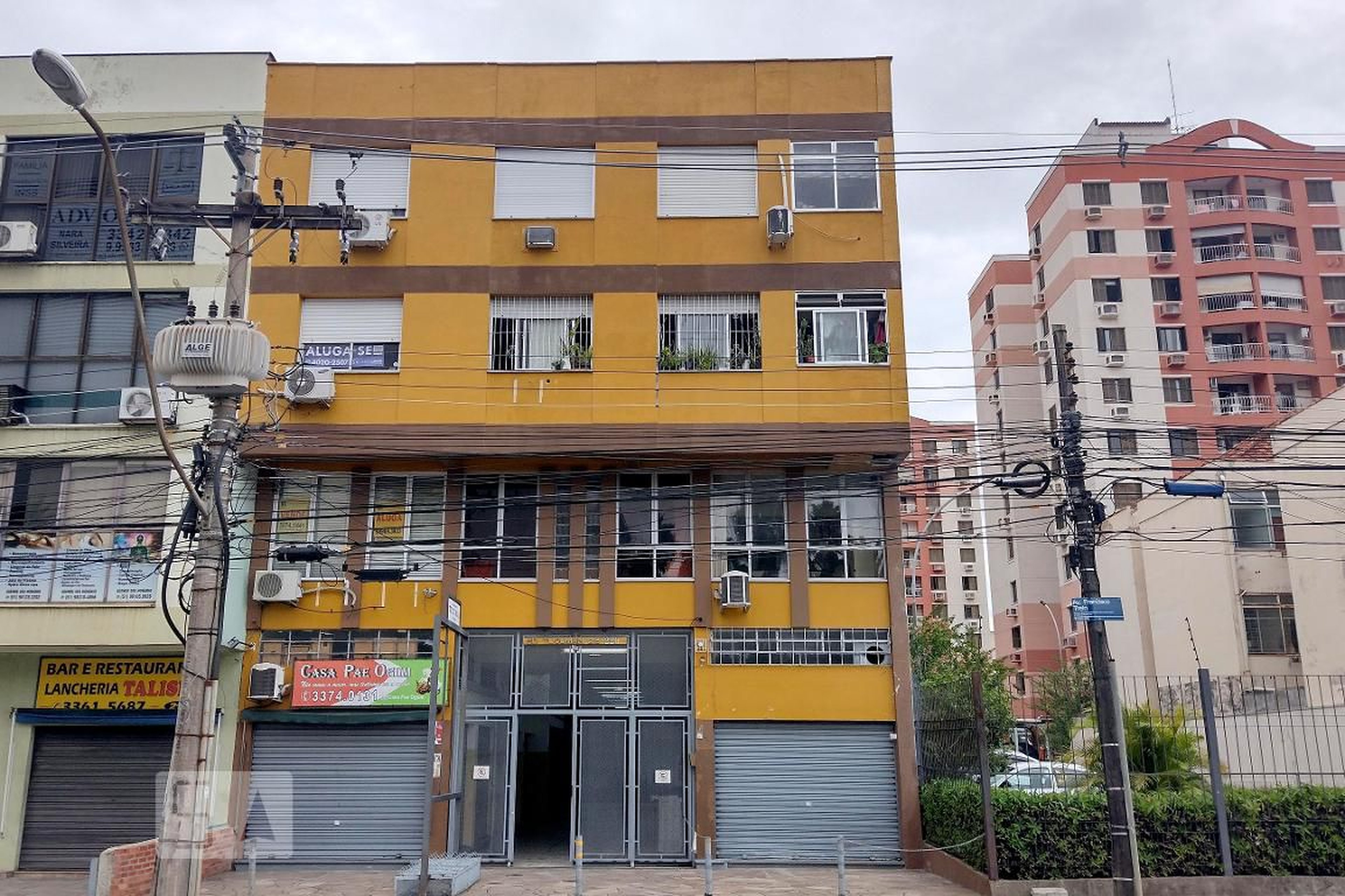 Fachada do Condomínio Condomínio Misto