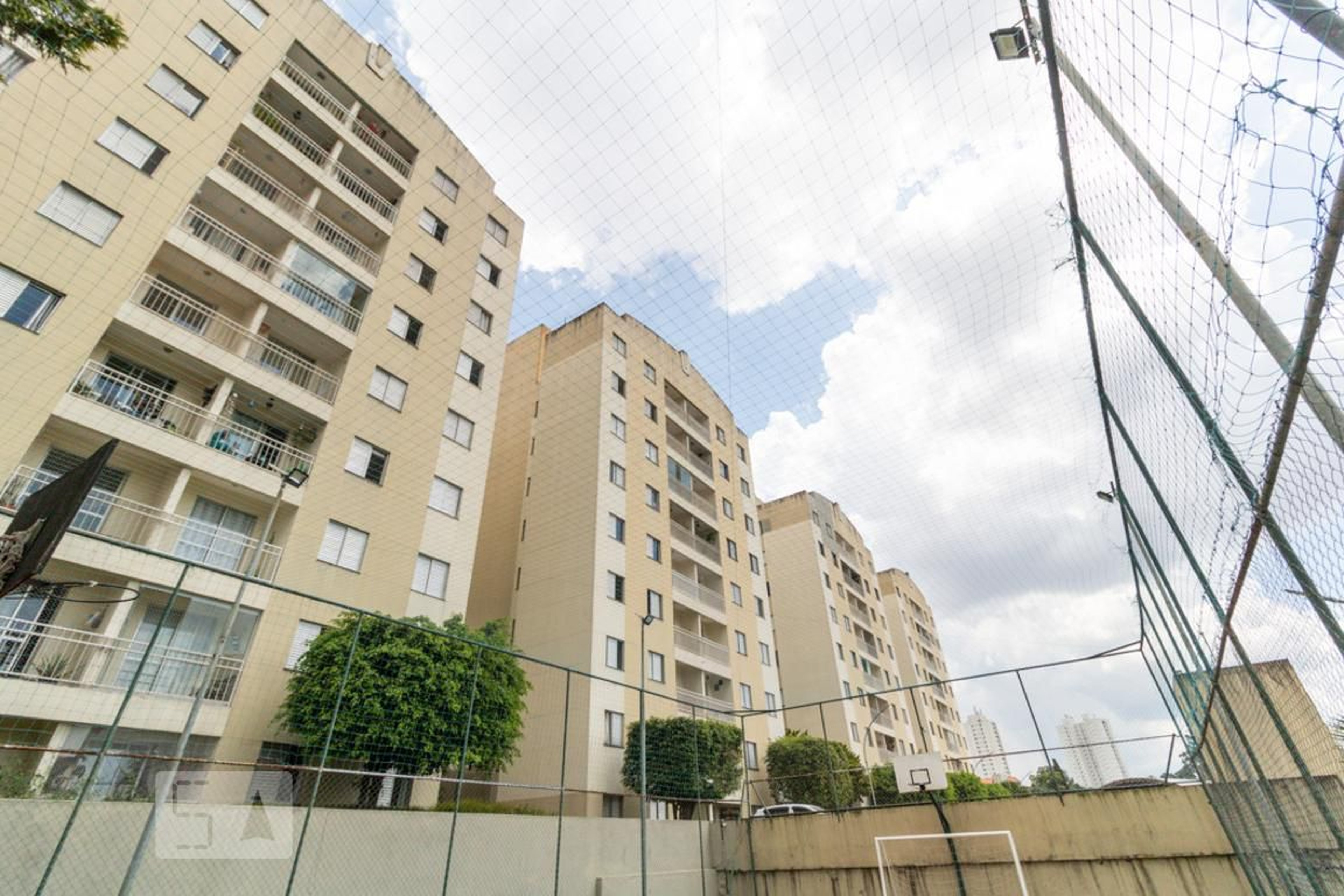 Fachada do Condomínio Condomínio Portugal