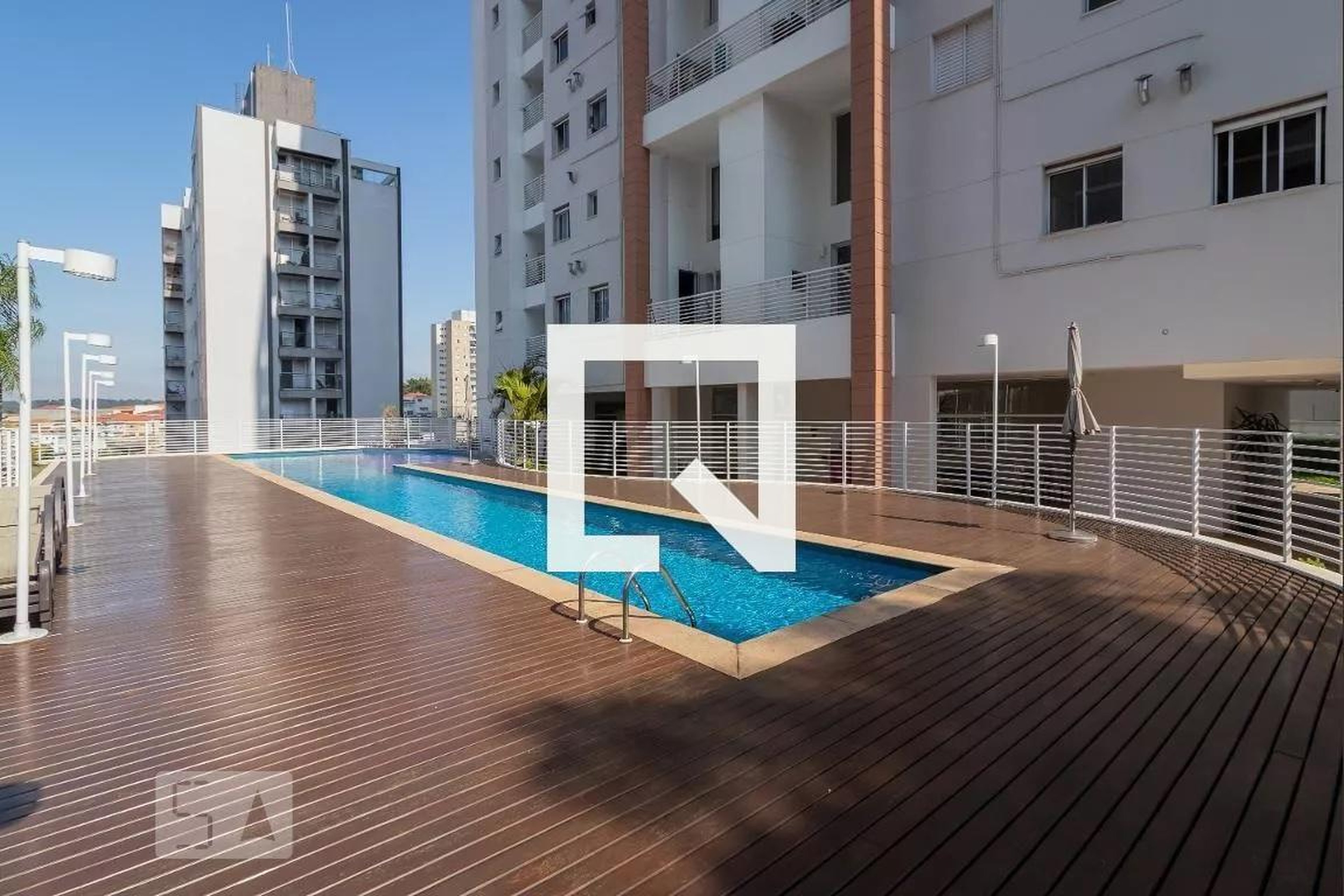 Piscina - Metrópole Maracá