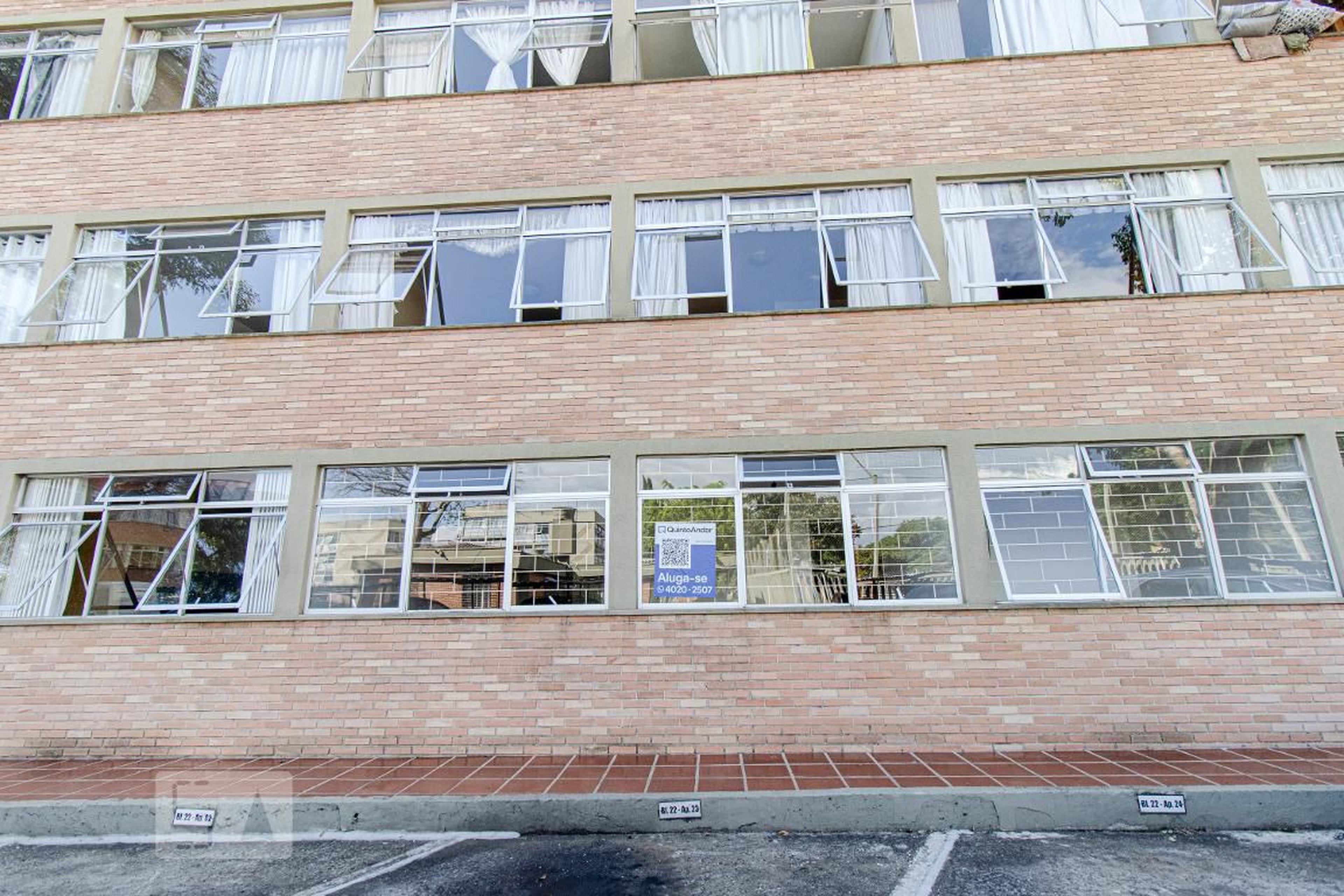 Fachada Condomínio Parque Residencial Fazendinha