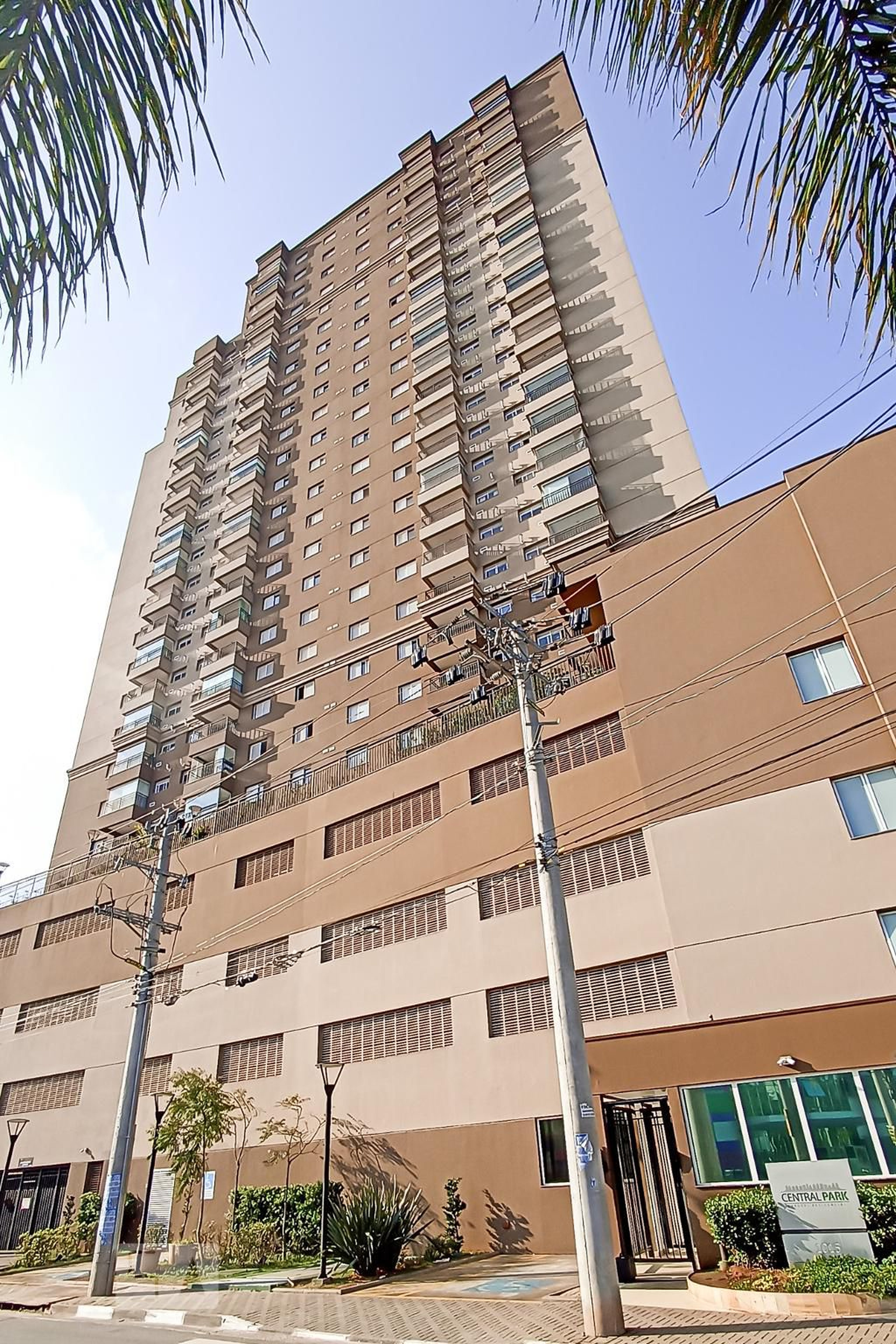 Fachada do condomínio Condomínio Central Park Barueri