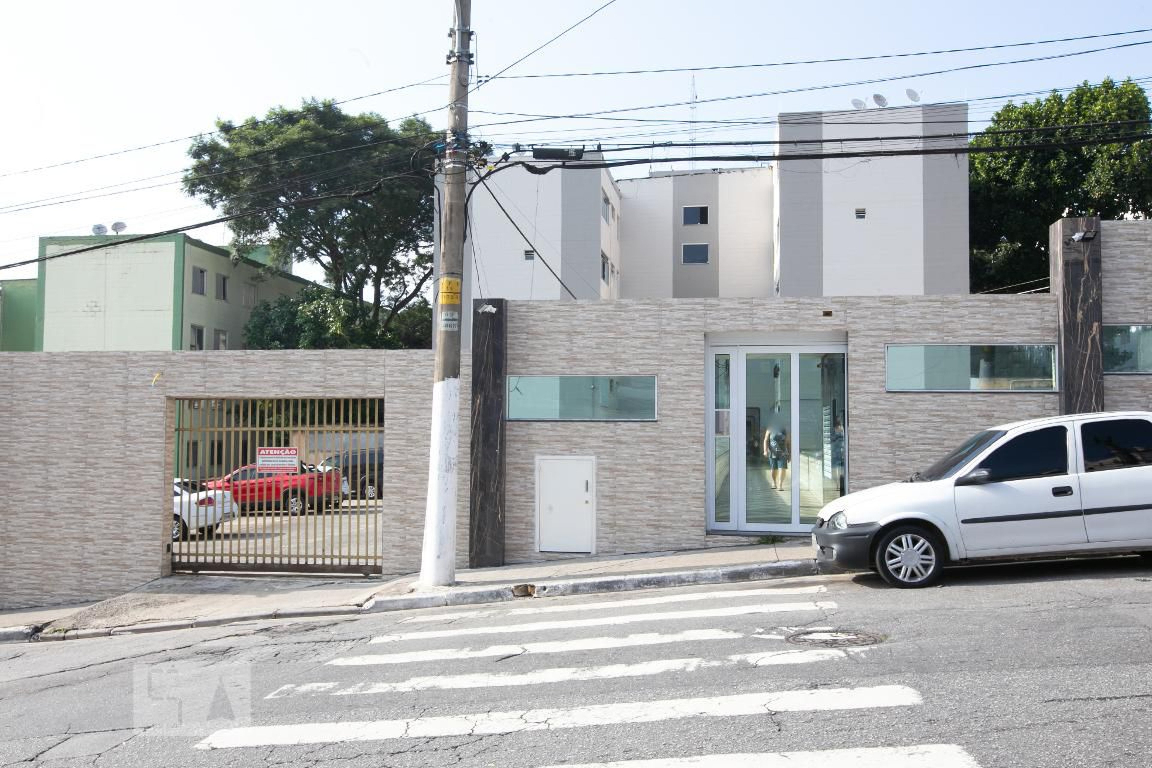 Fachada do Condomínio Condomínio Laures 2