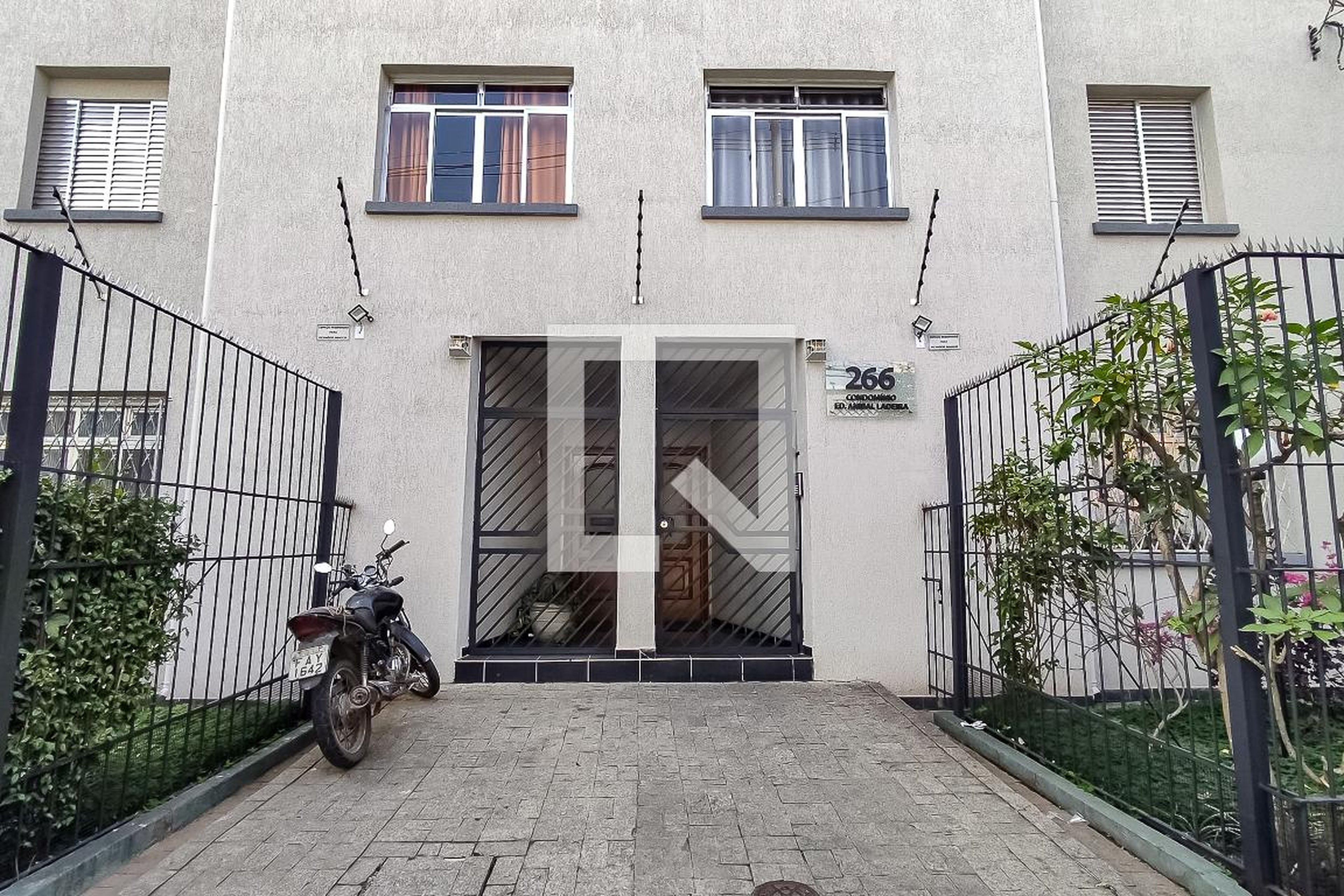 Fachada Edifício Aníbal Ladeira