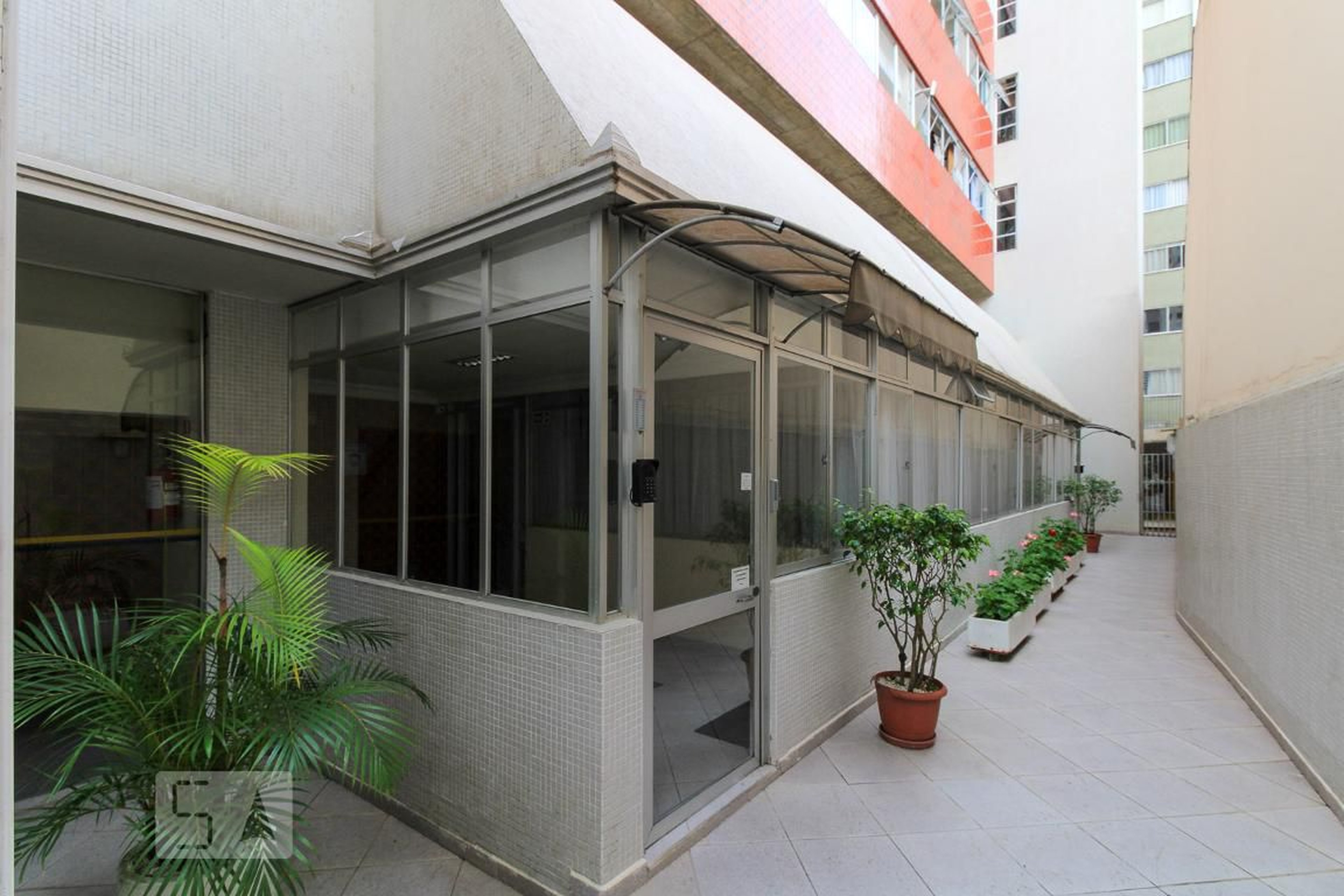 Condomínio - Edifício Carlos Miranda