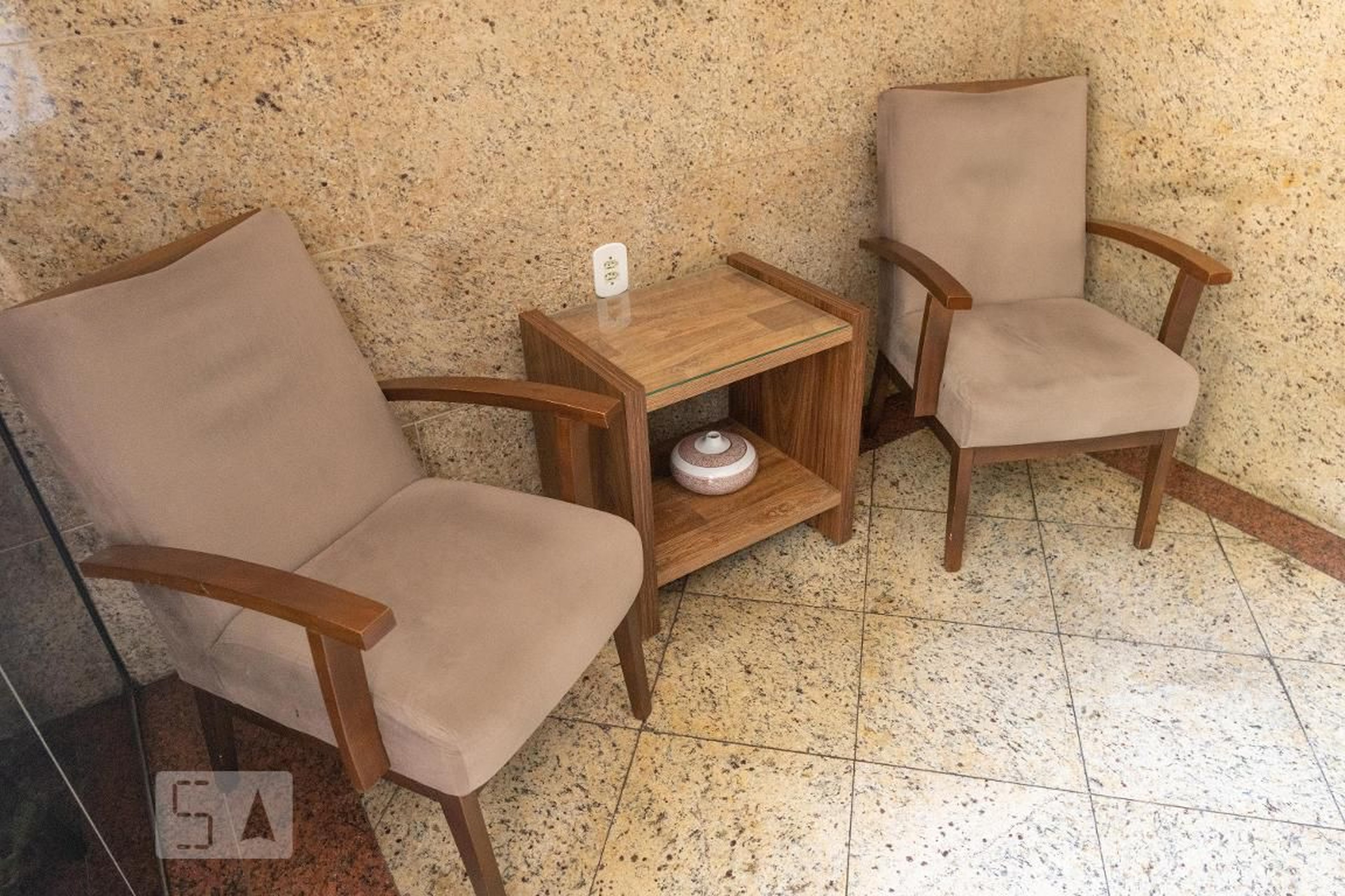 Hall - Christiano Ottoni