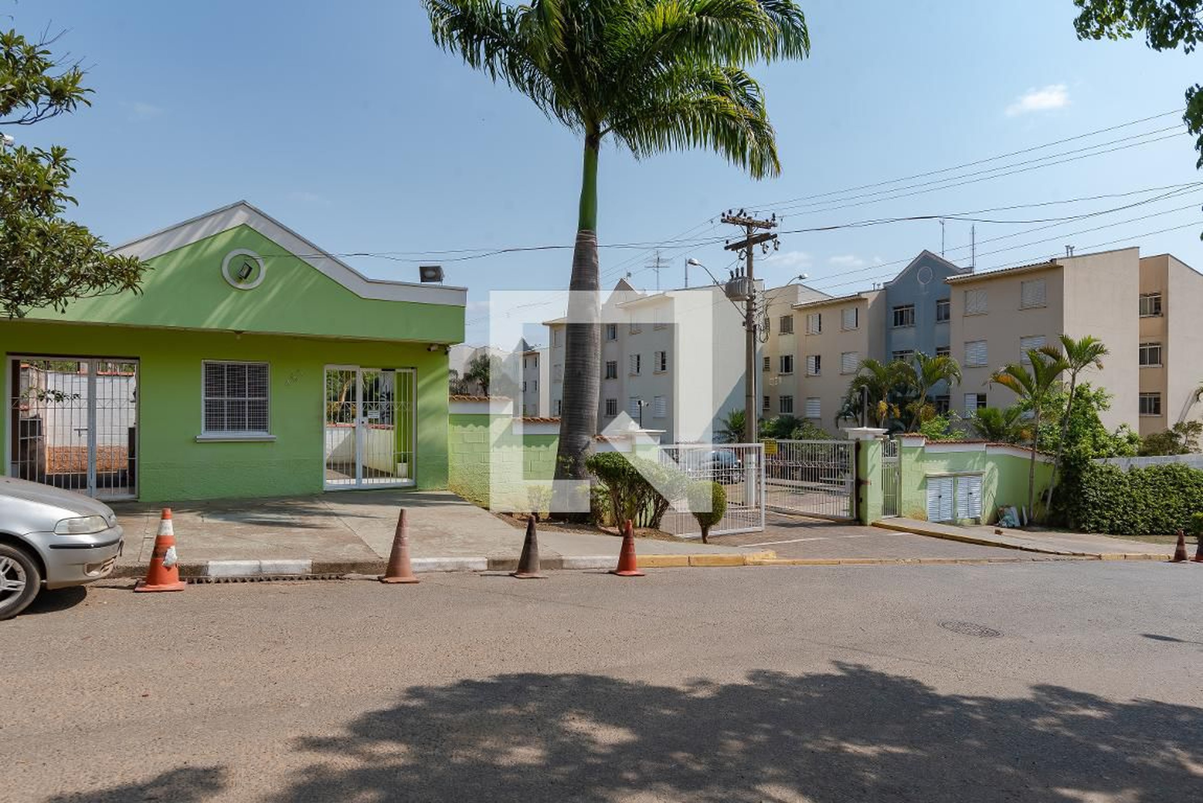 Fachada do Condomínio Condomínio Alencar