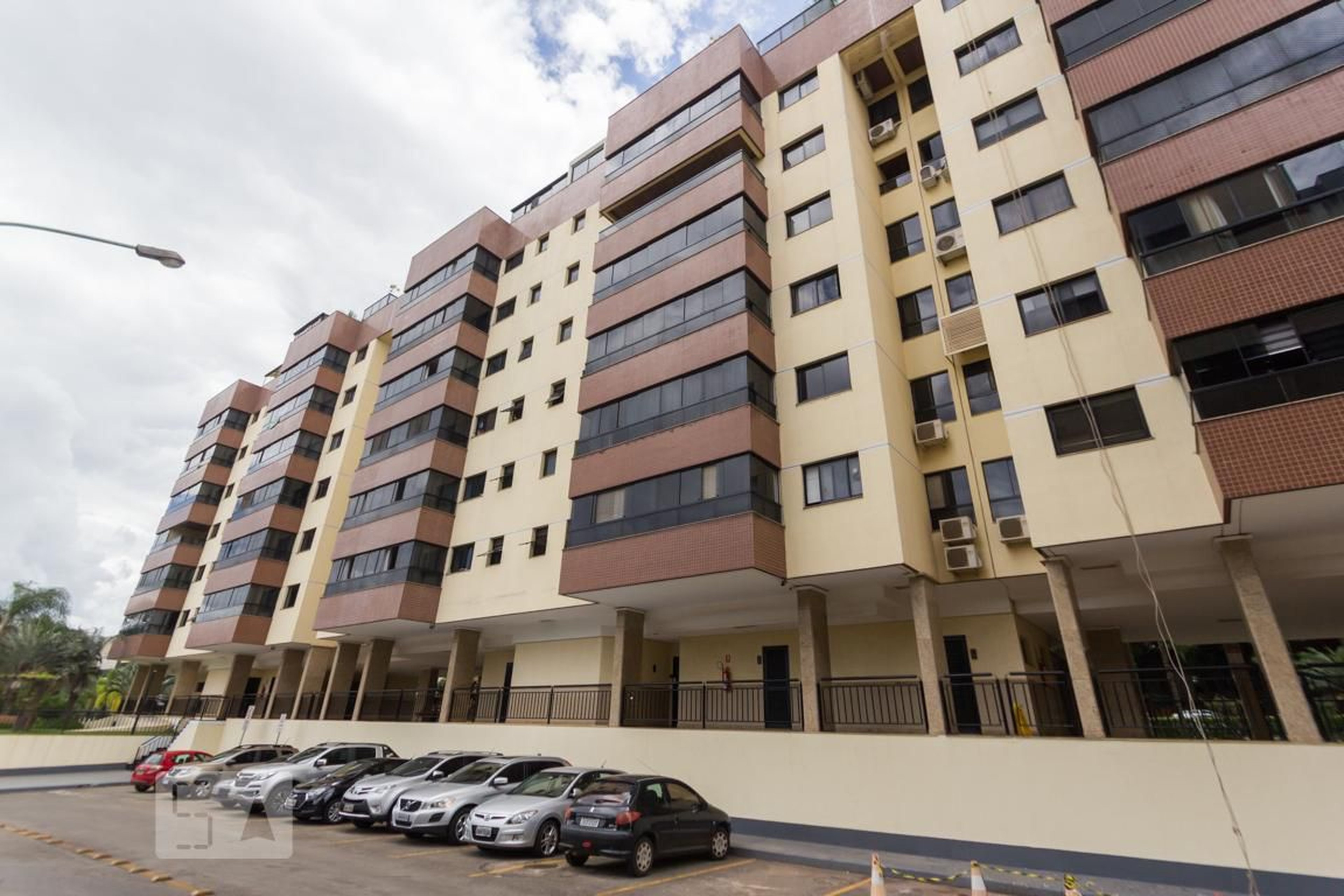 Fachada Residencial Alberto Pereira