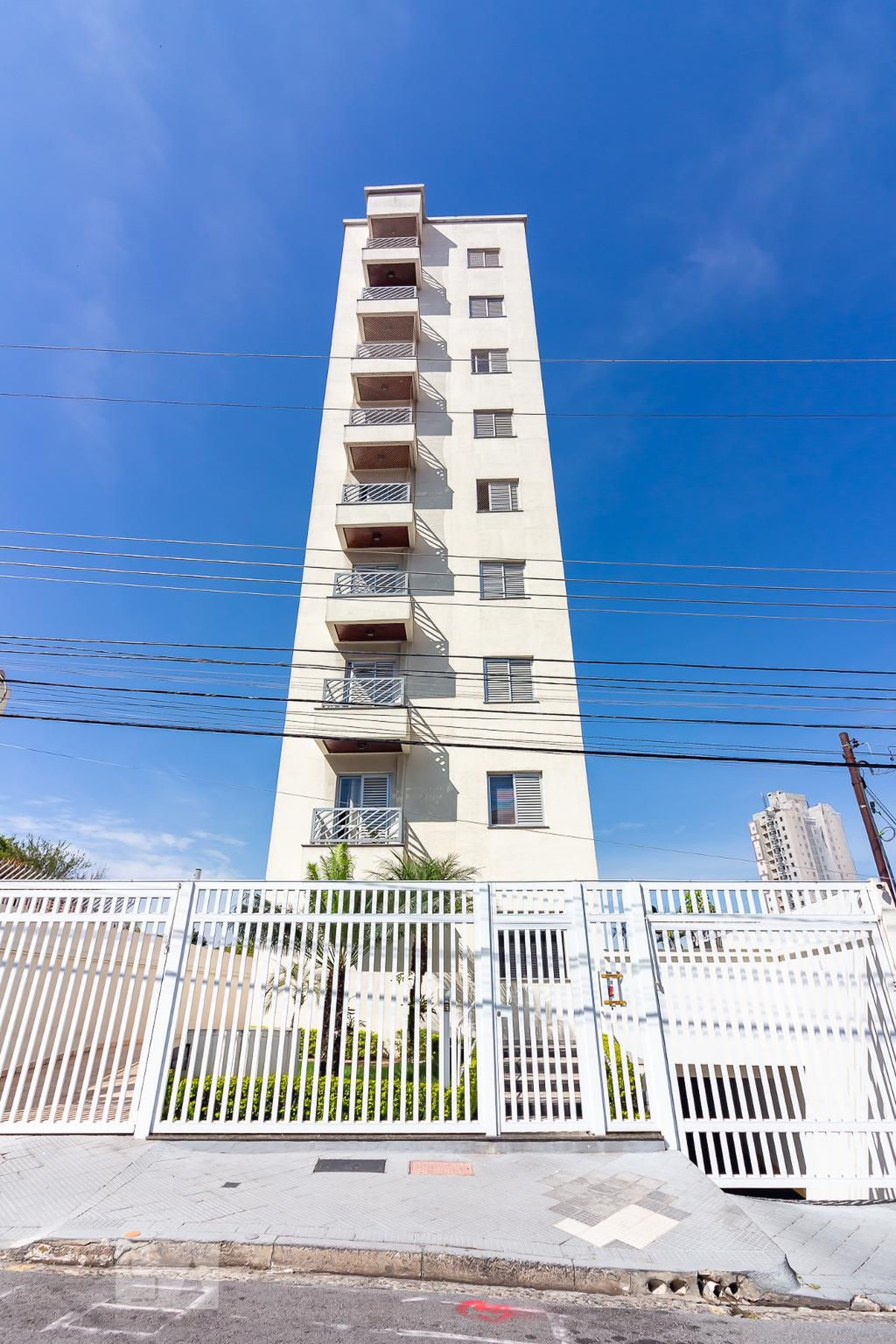 Fachada Condomínio em Rua Adolpho Bozzi, 119