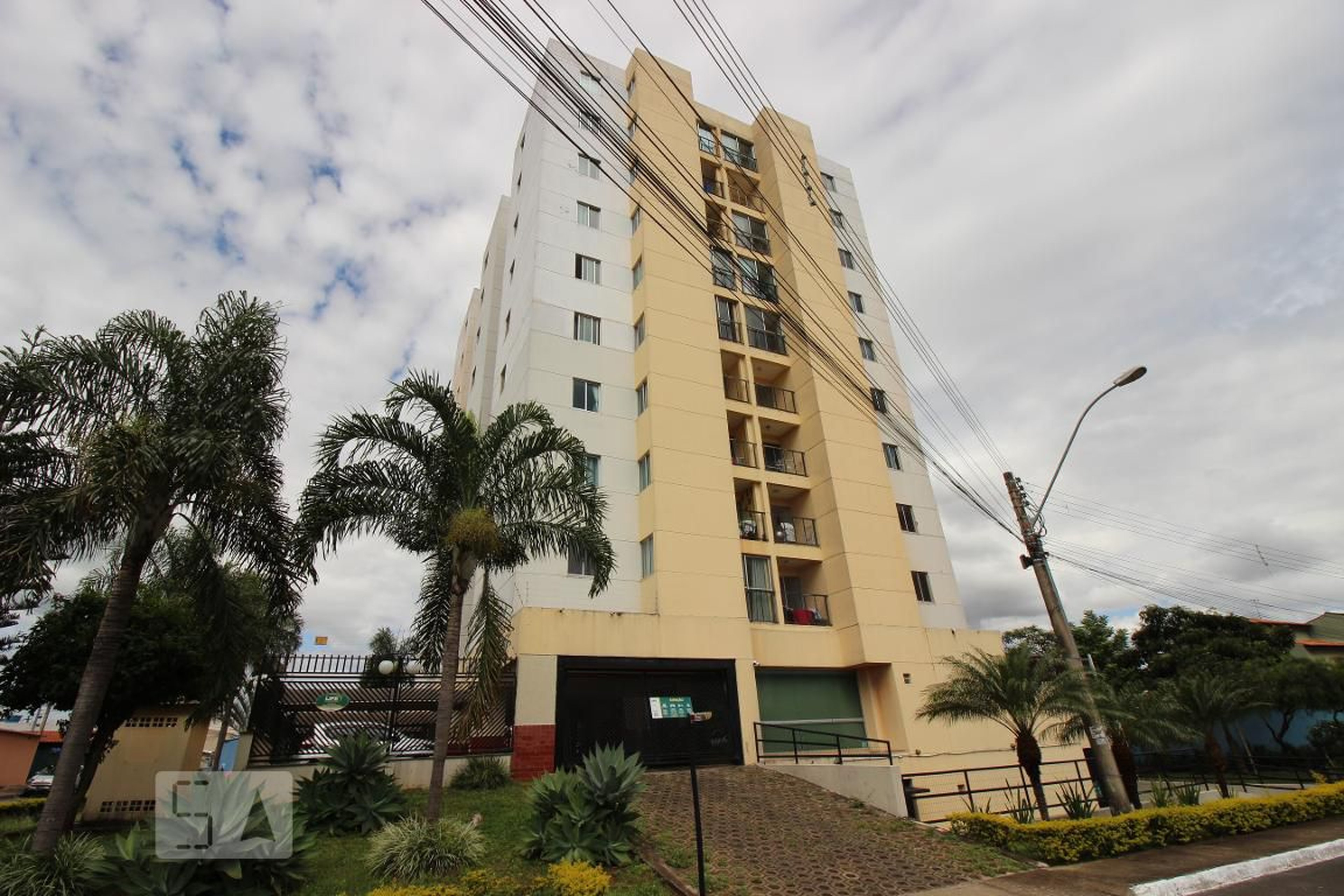 Fachada Condomínio em QR 208 Conjunto 6, 6