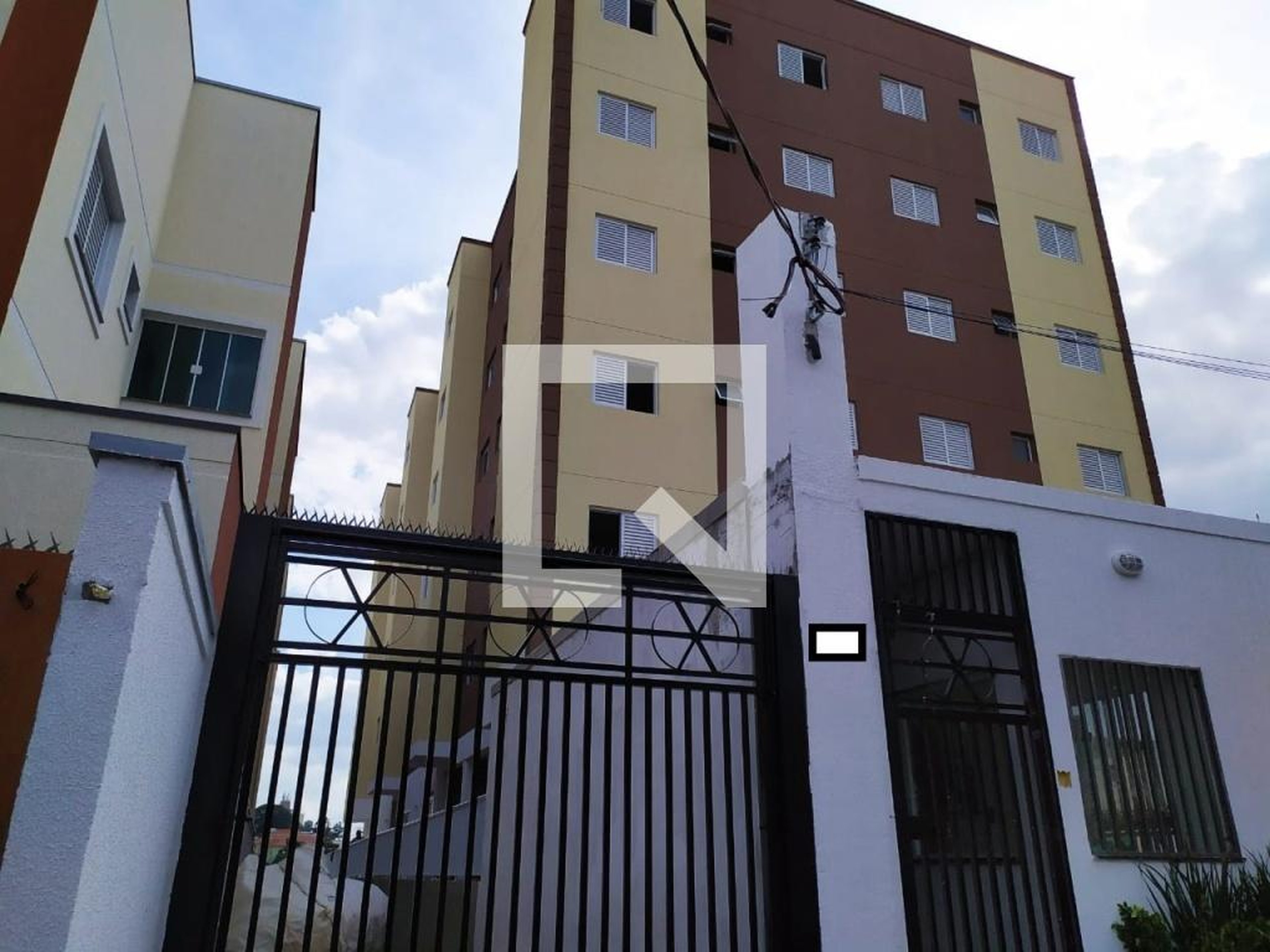 Fachada do Prédio Residencial Muro Alto