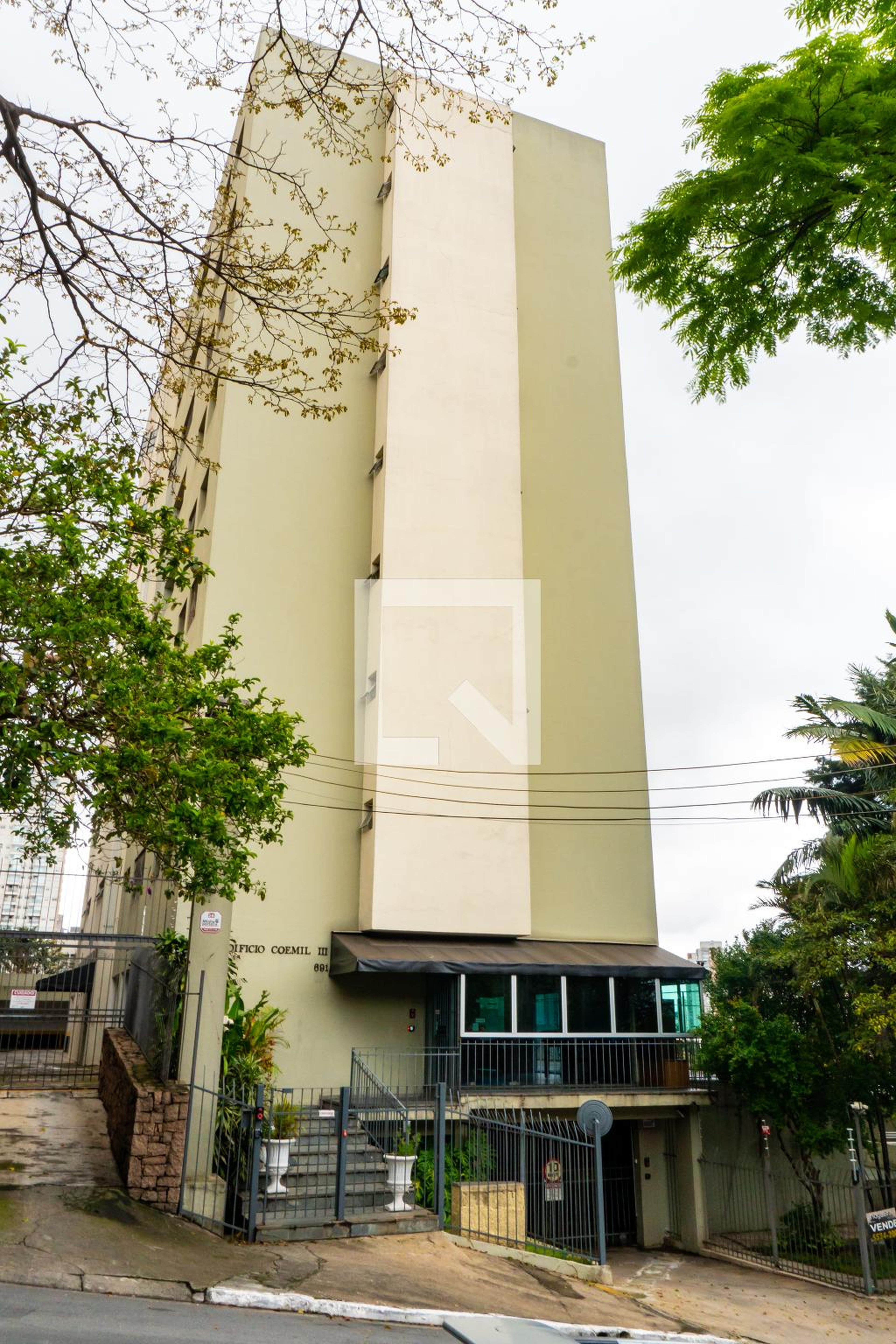 Fachada do Prédio Edifício Coemil III