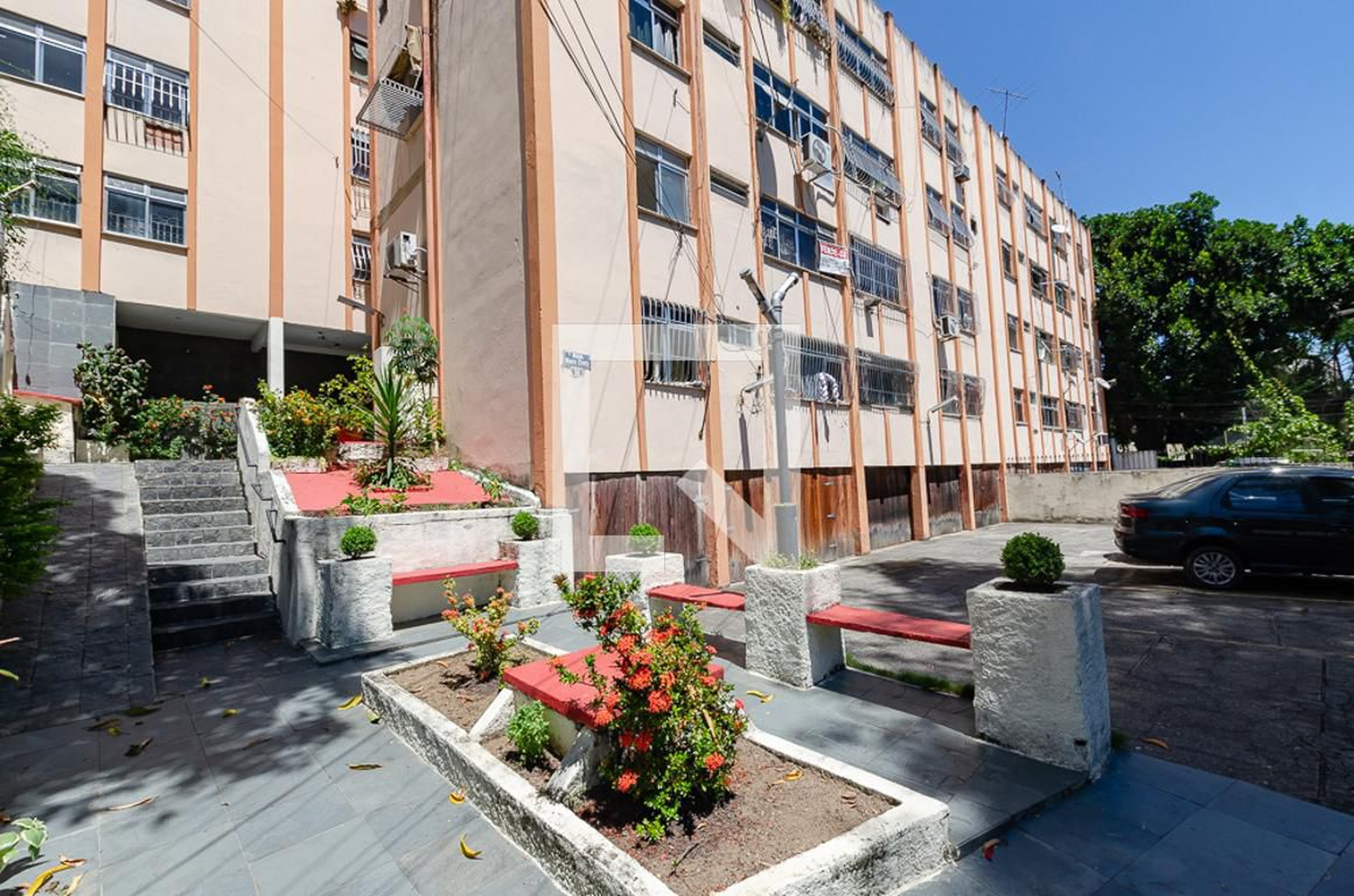 Entrada - Ellen Calen