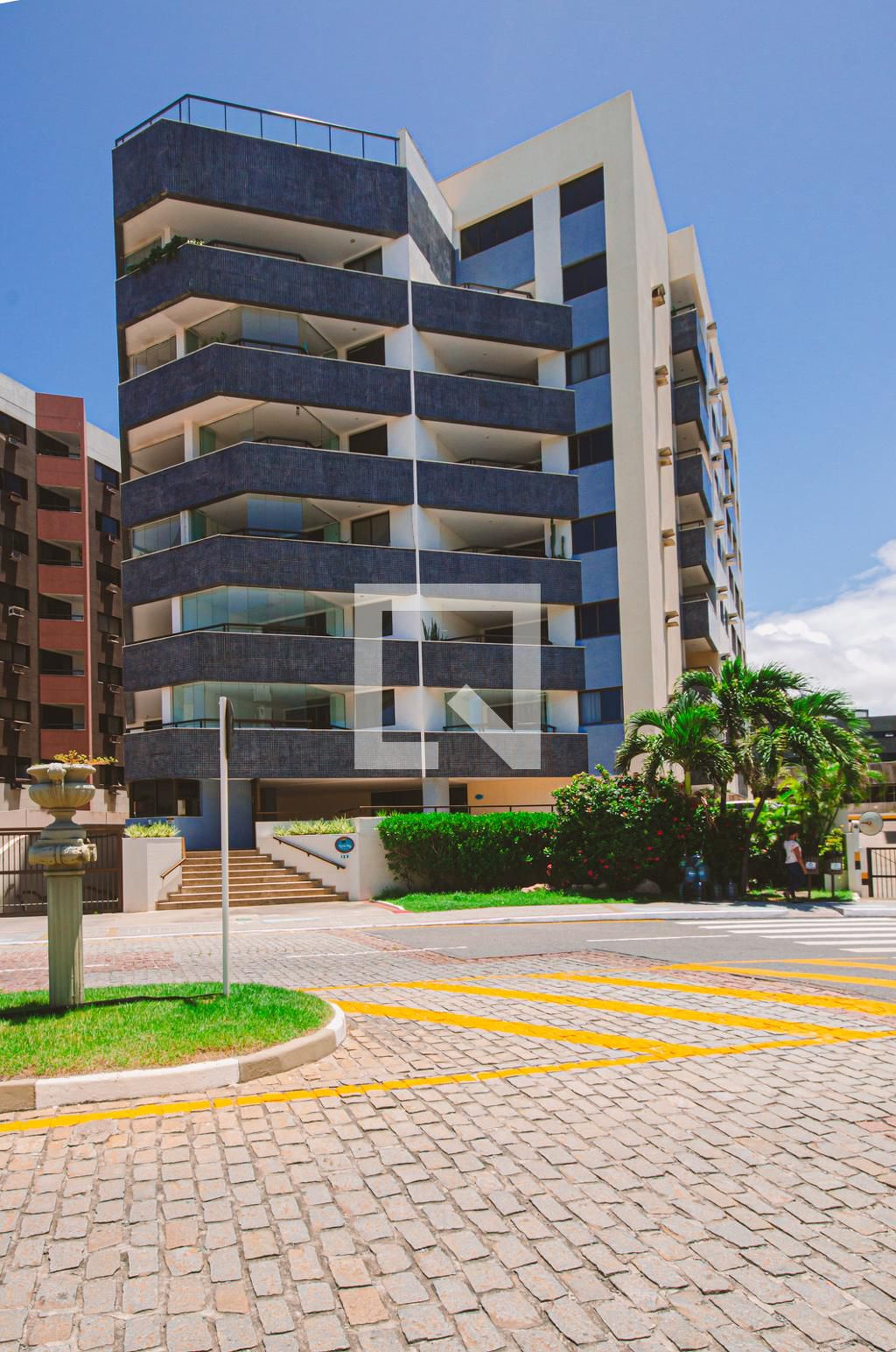 Fachada do Prédio Condomínio Pituba Ville