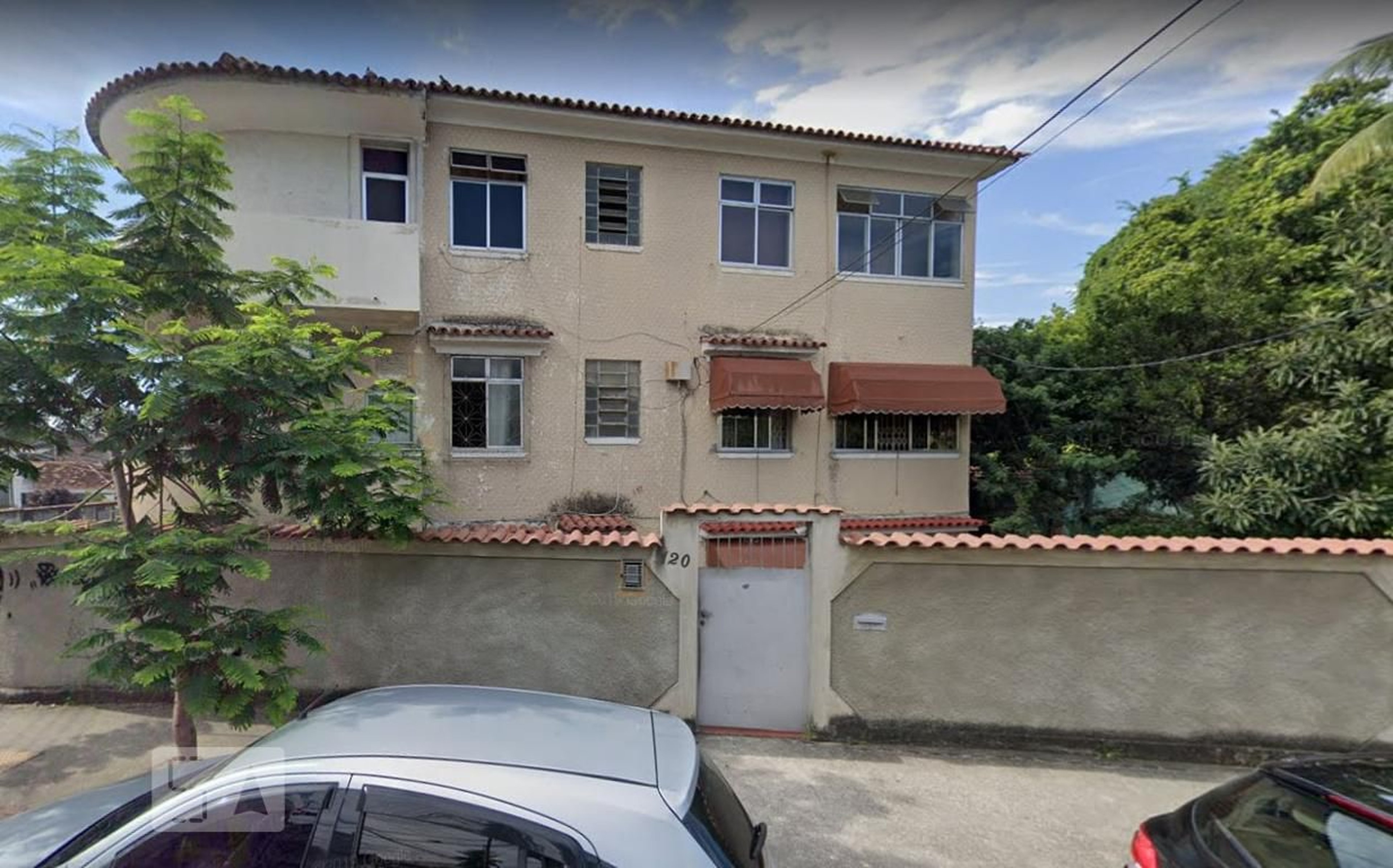 Fachada Condomínio em Rua Silva Gomes, 120